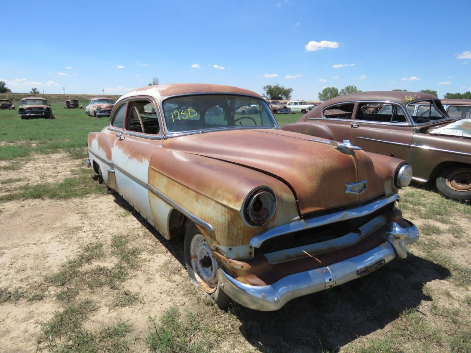1954 Chevrolet 2dr Sedan - Image 1