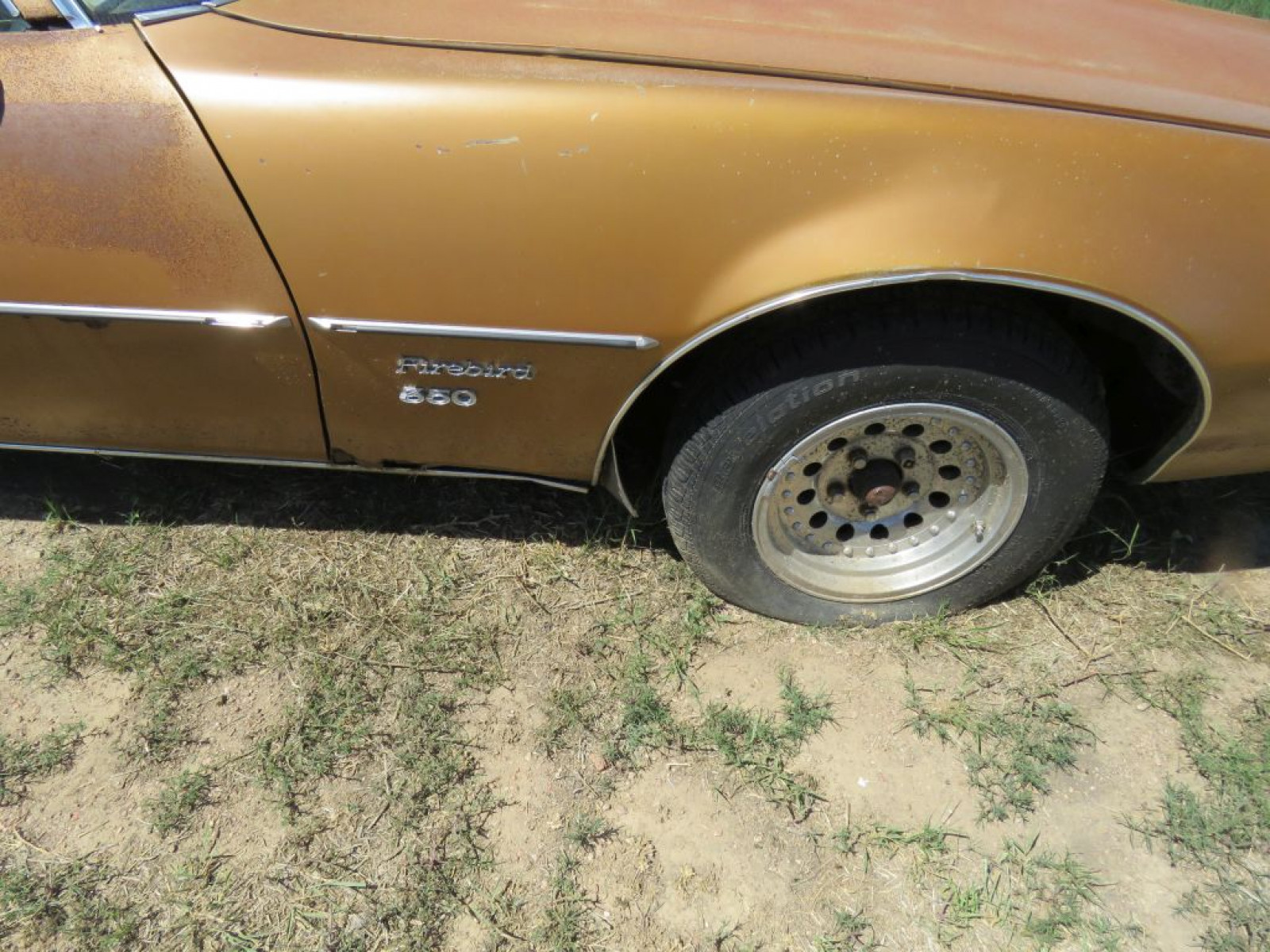 1974 Pontiac Espirit - Image 4
