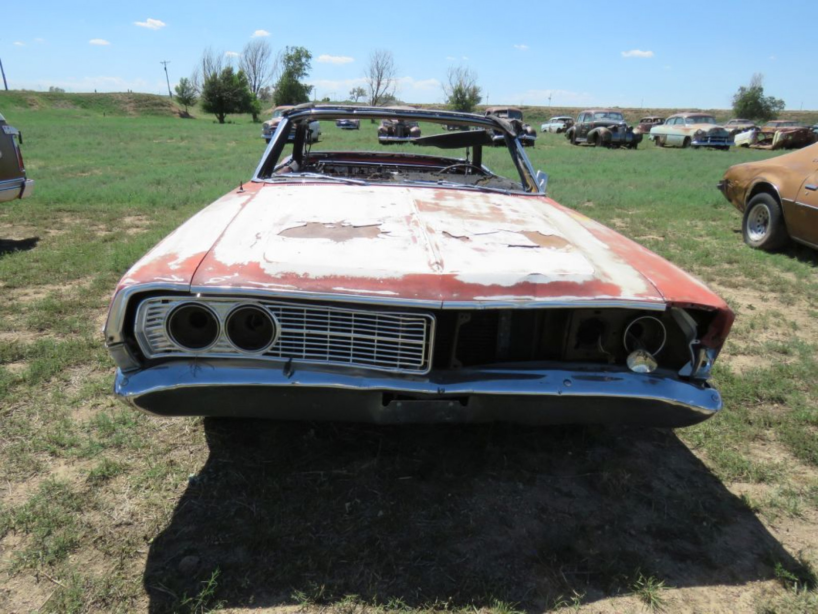 1968 Ford Galaxie 500 Convertible for Project or Parts - Image 2