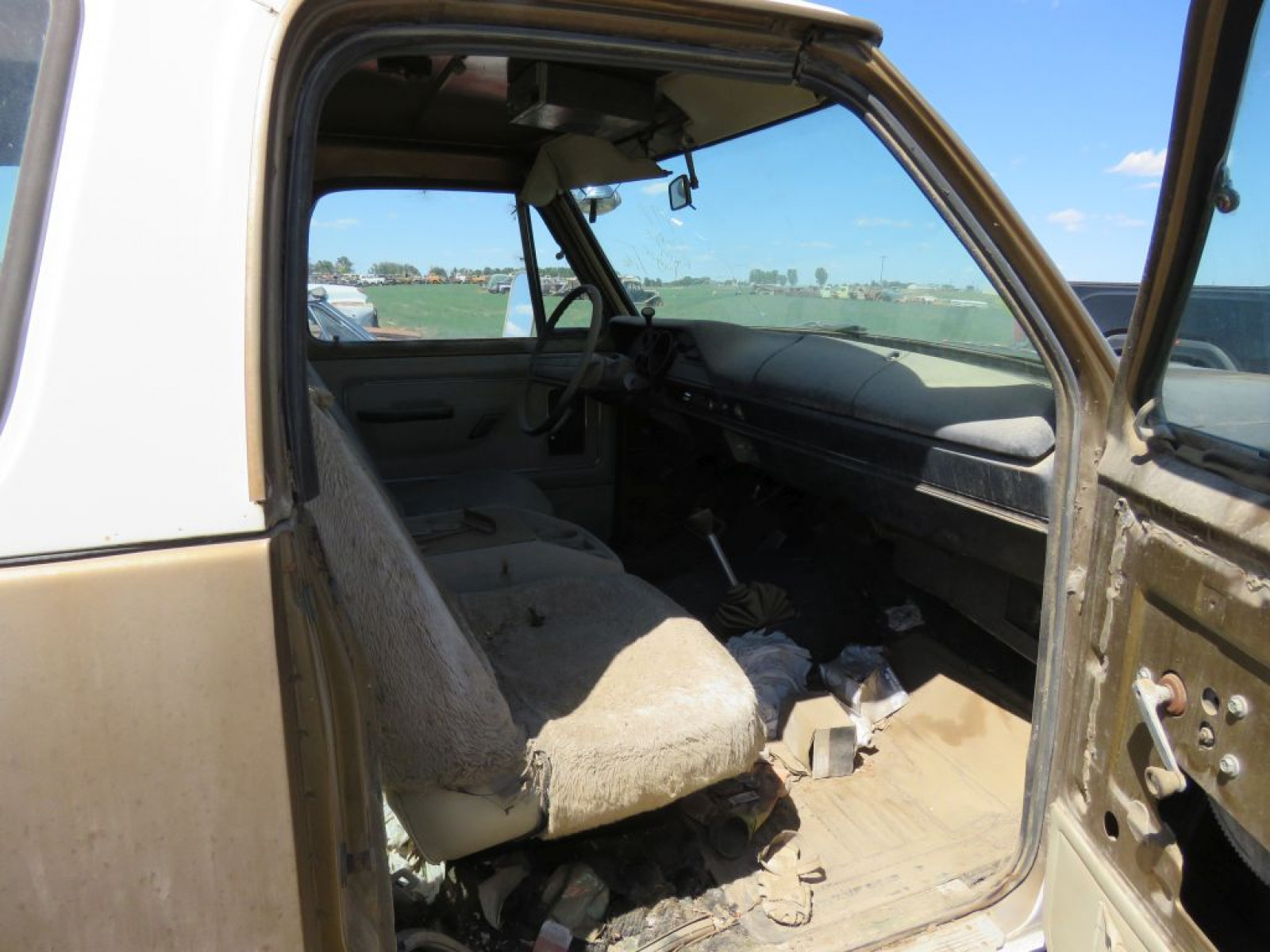 1974 Dodge Ramcharger - Image 11