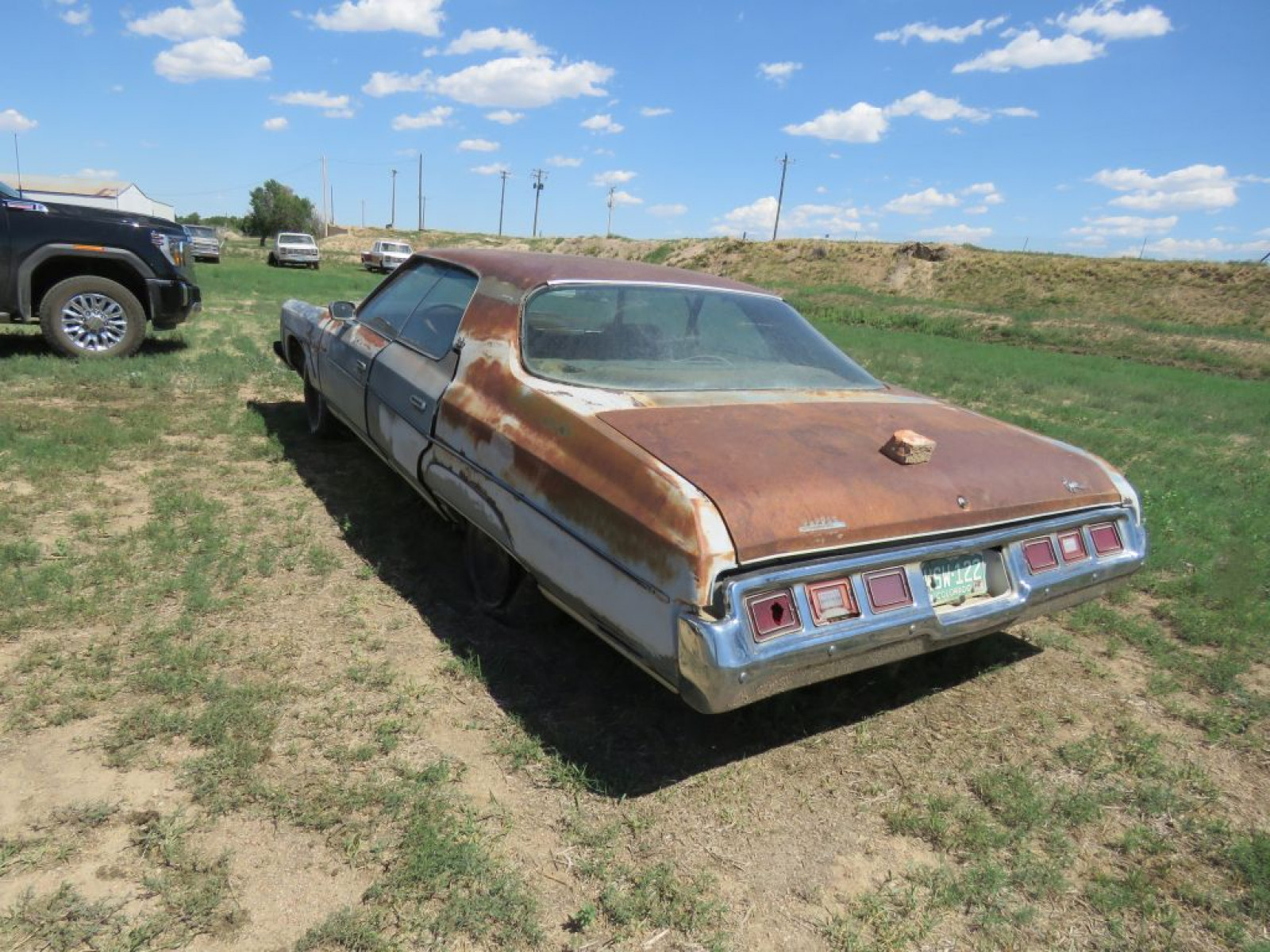 19973 Chevrolet Caprice Classic 4dr HT - Image 6