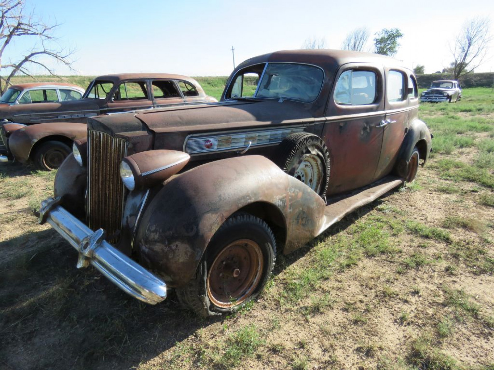 1938 Packard Super 8 4dr Sedan - Image 3