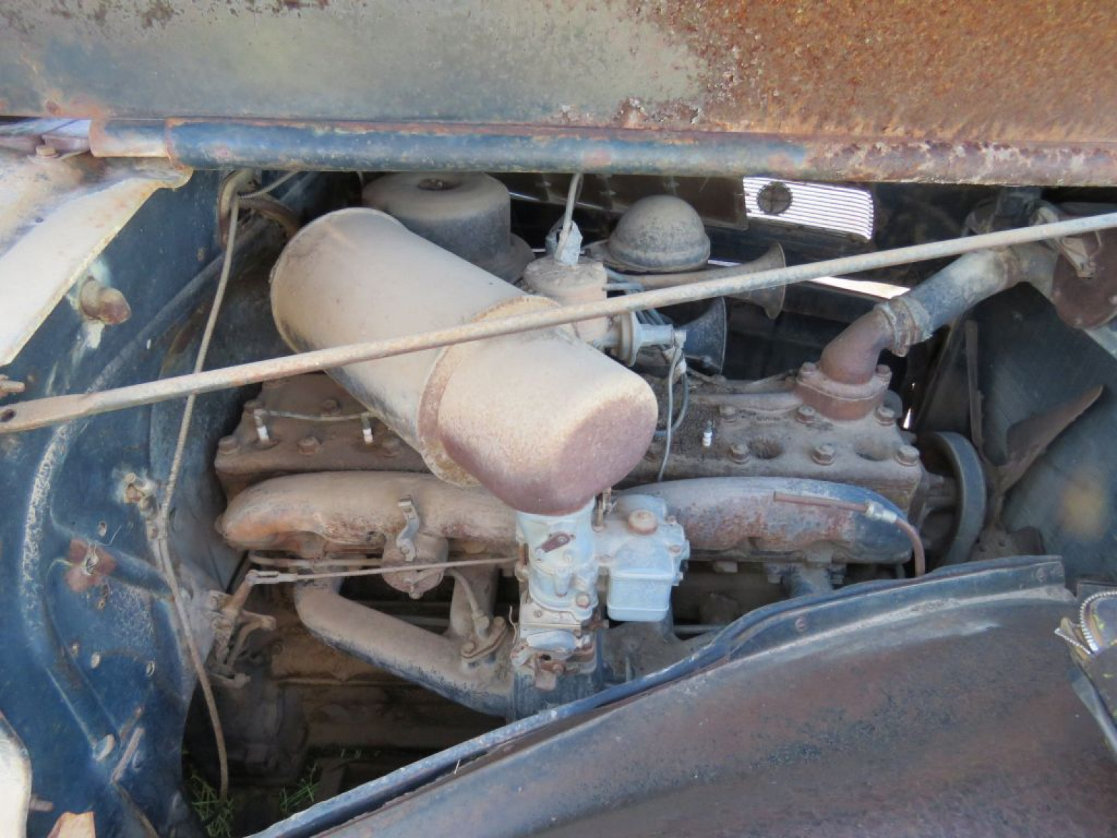 1938 Packard Super 8 4dr Sedan - Image 9