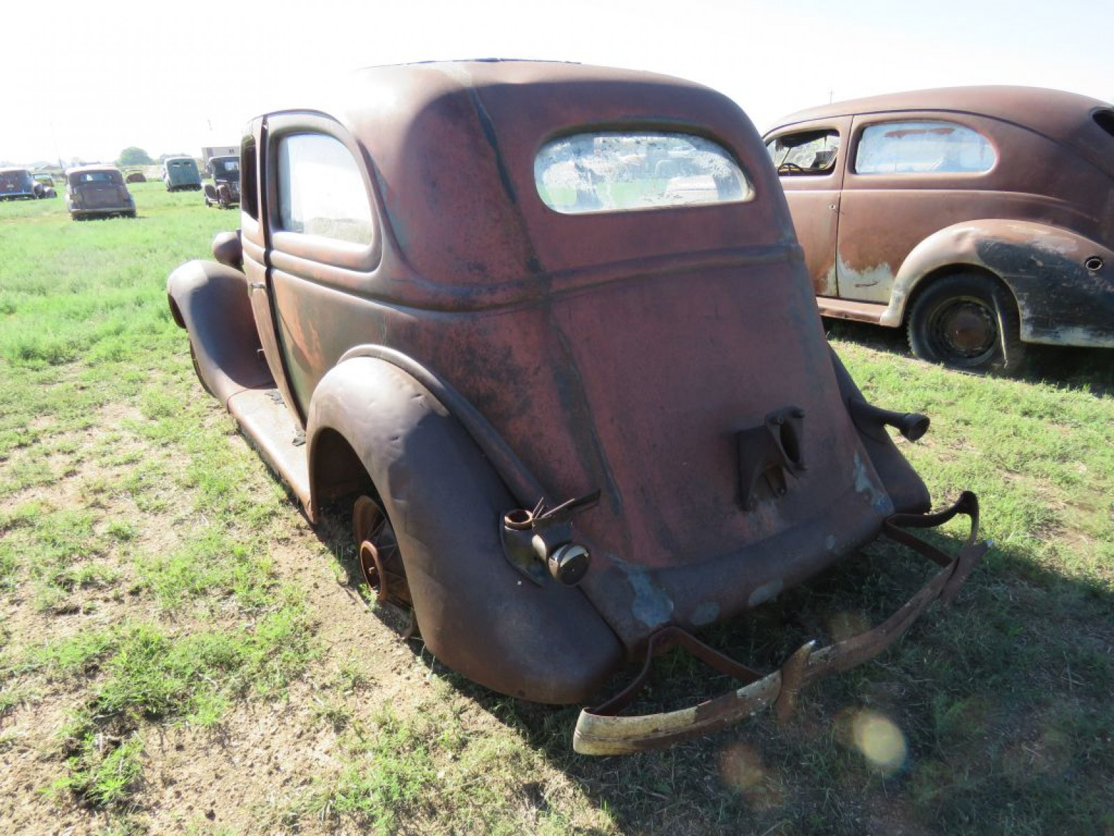1935 Ford 2dr Sedan - Image 8