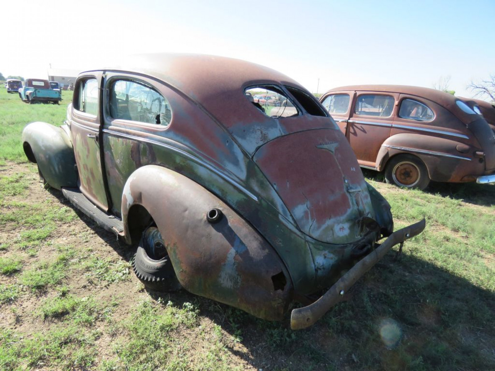 1939 DeSoto 4dr Suicide Sedan - Image 4