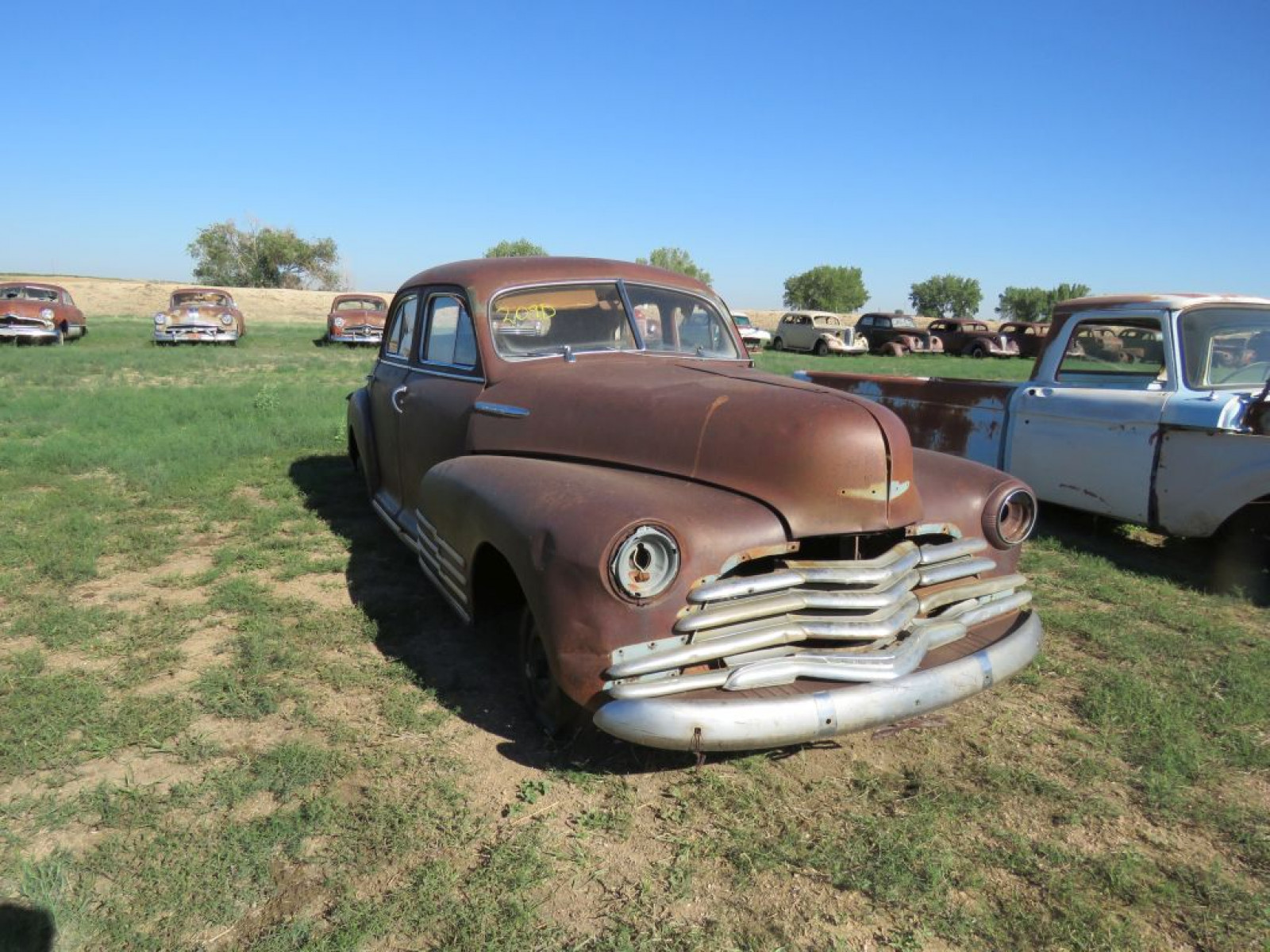 1948 Chevrolet Fleetline 4dr sedan - Image 1