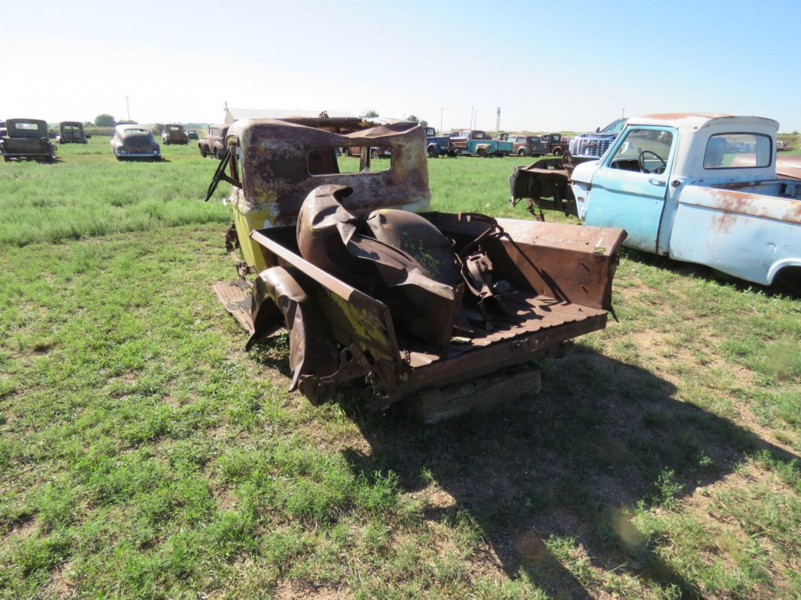 Ford Pickup for parts - Image 5