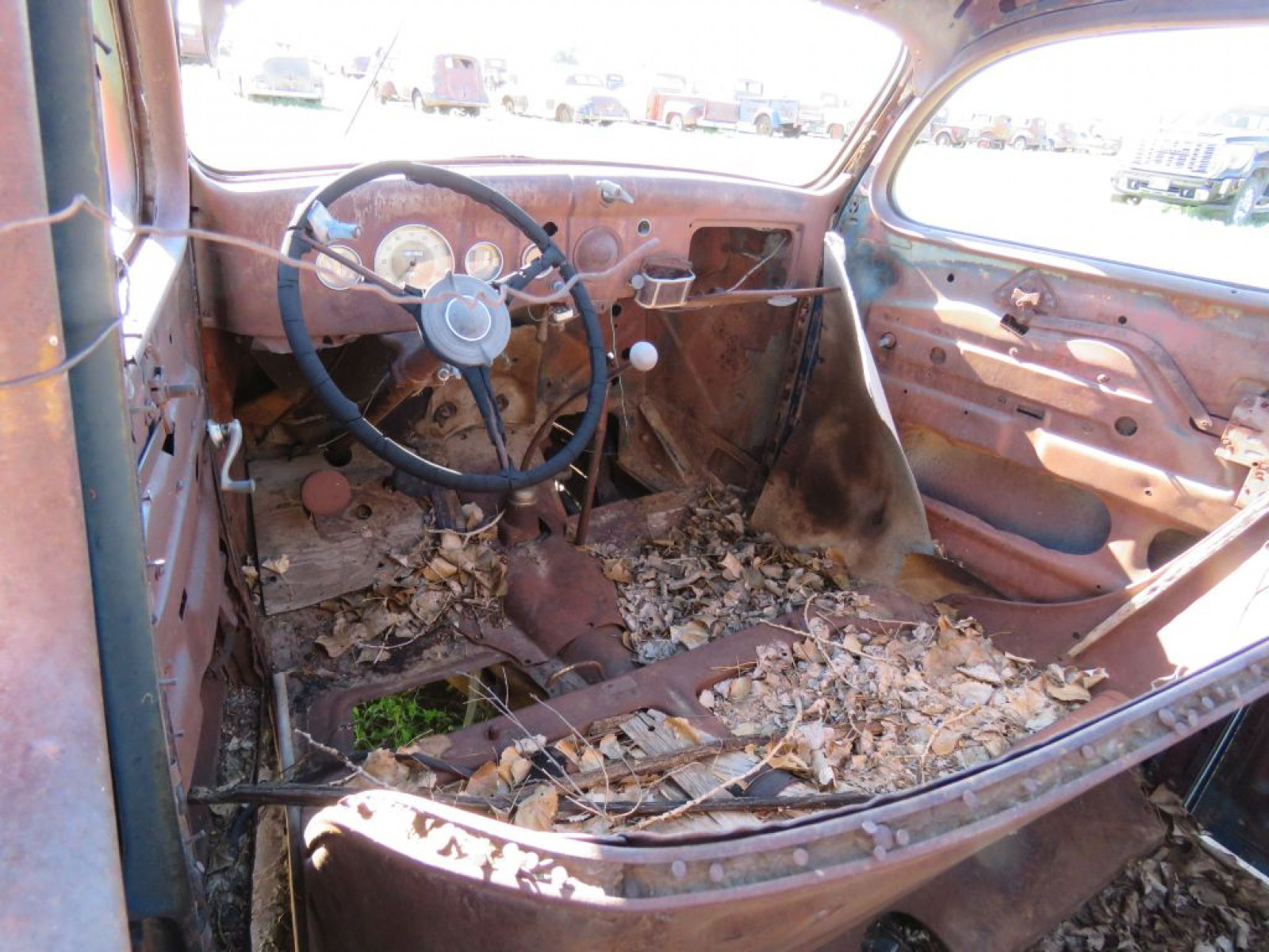 1937 Ford 4dr Suicide Sedan - Image 4