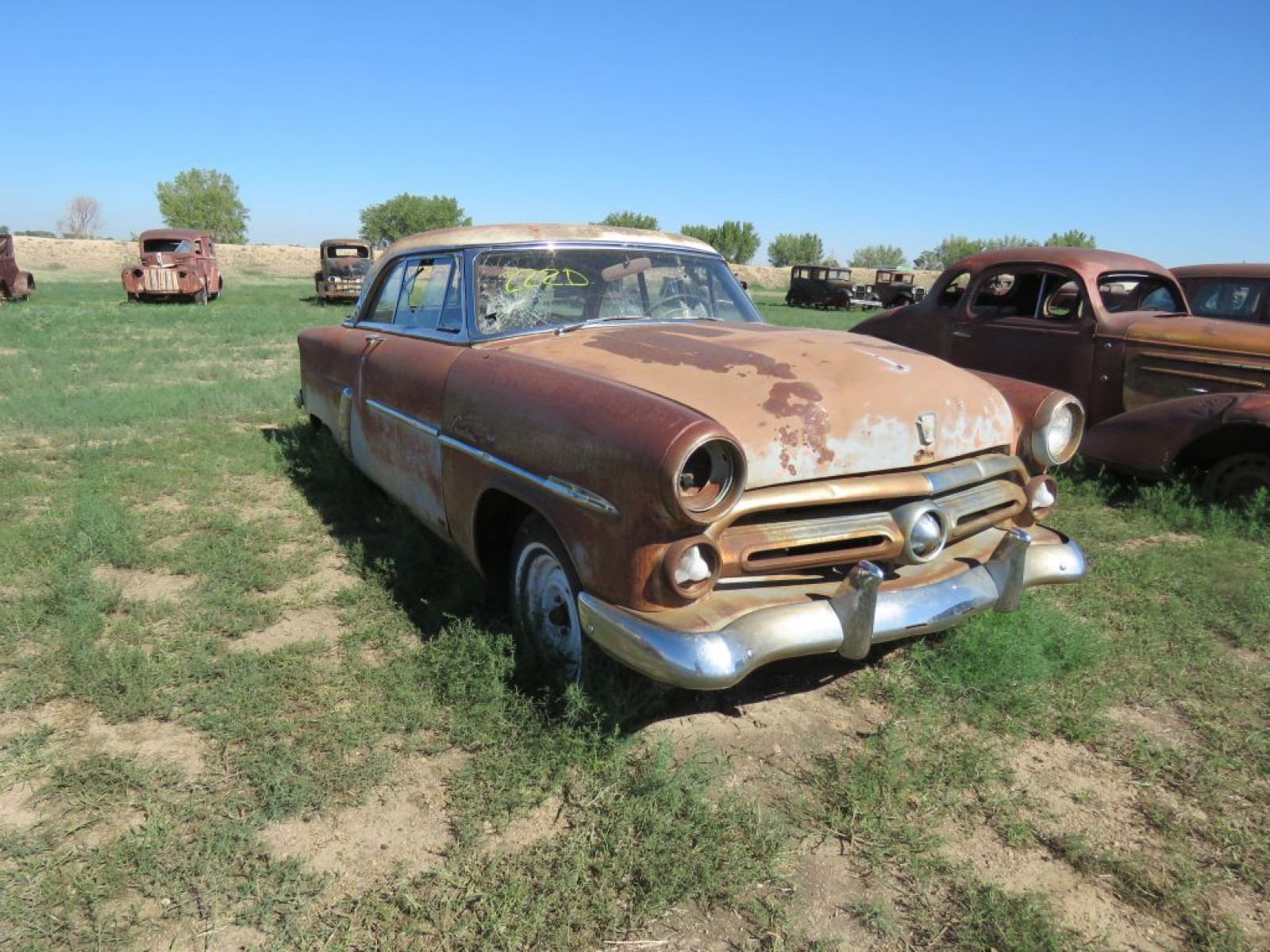 1953 Ford Crestliner 2dr HT - Image 1