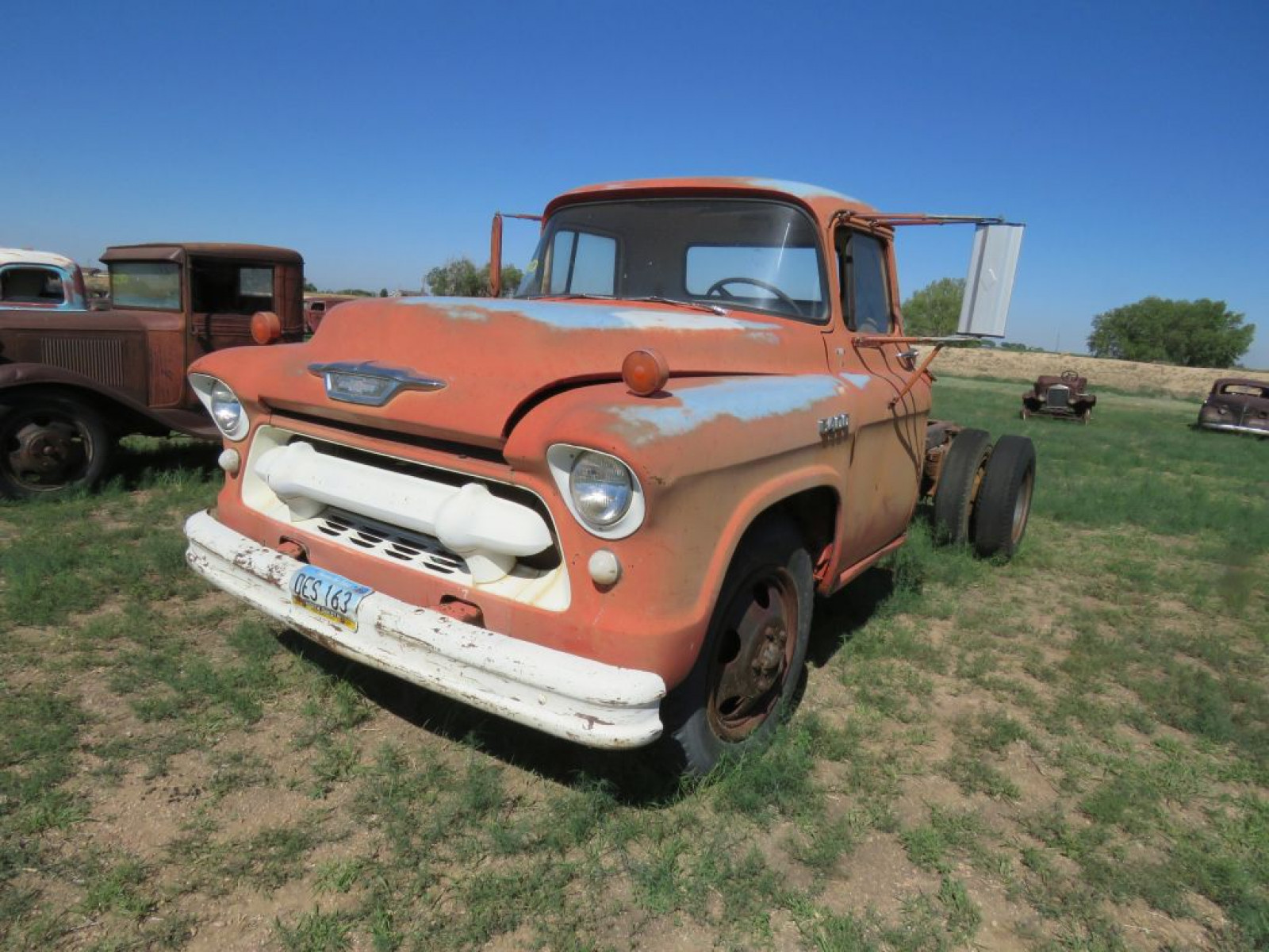 1955 Chevrolet 6400 Truck - Image 3