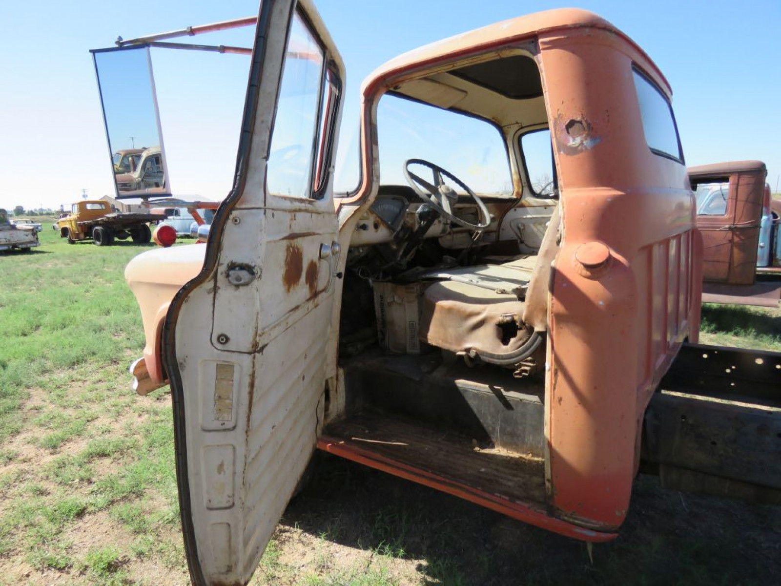 1955 Chevrolet 6400 Truck - Image 5