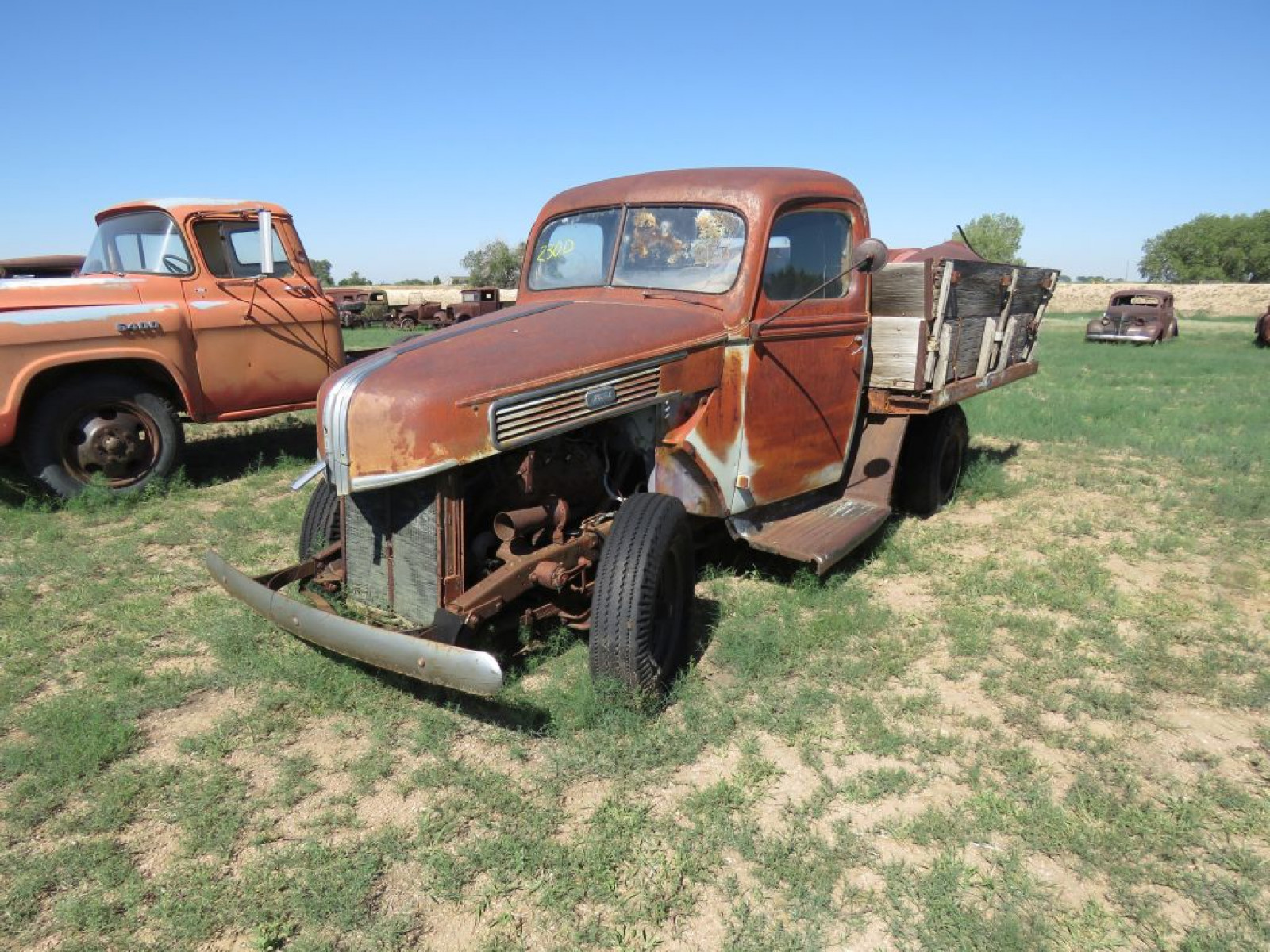 1941 Ford 1 1/2 ton Truck - Image 3