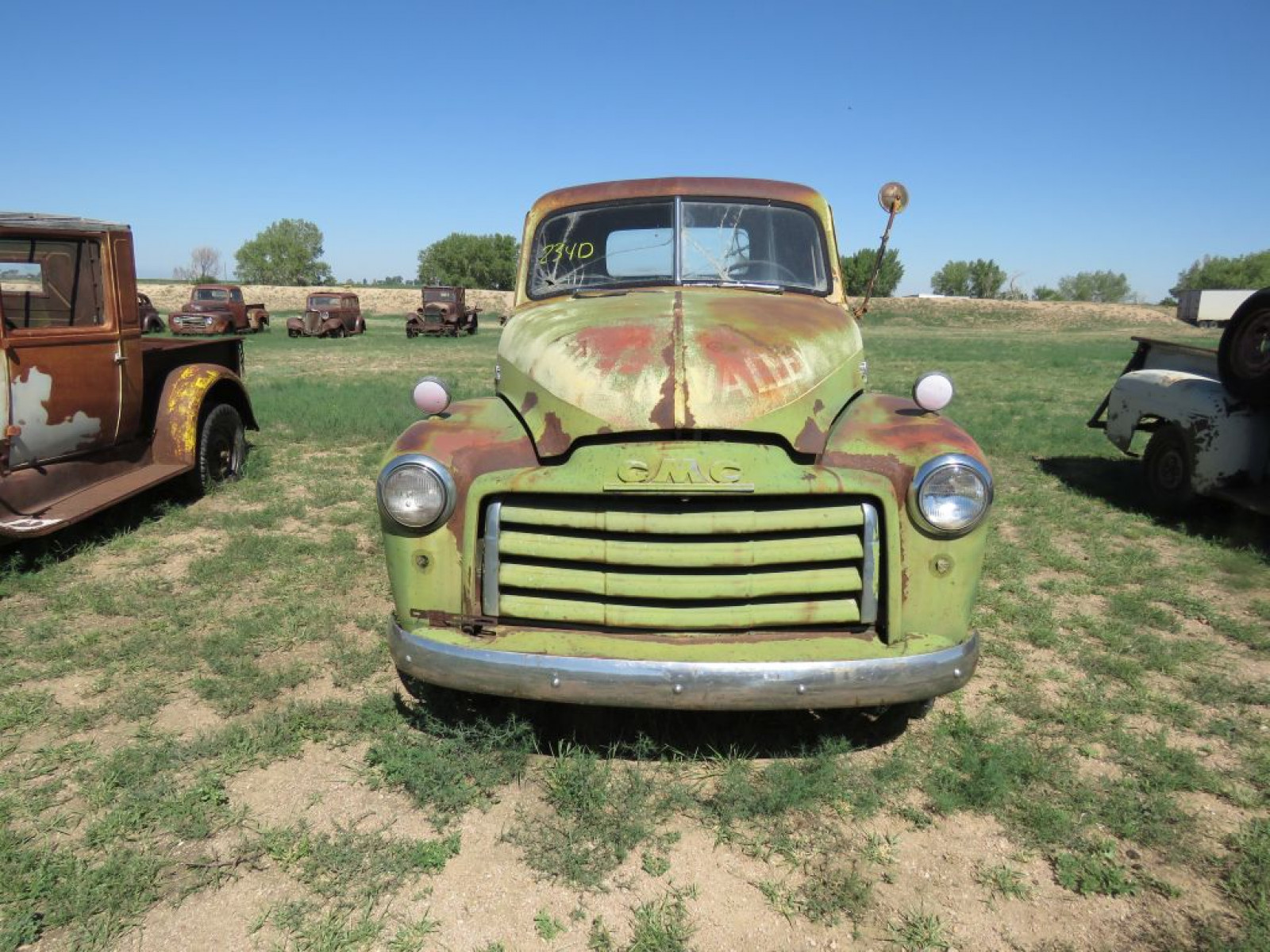 1953 GMC 1/2 ton Pickup - Image 2