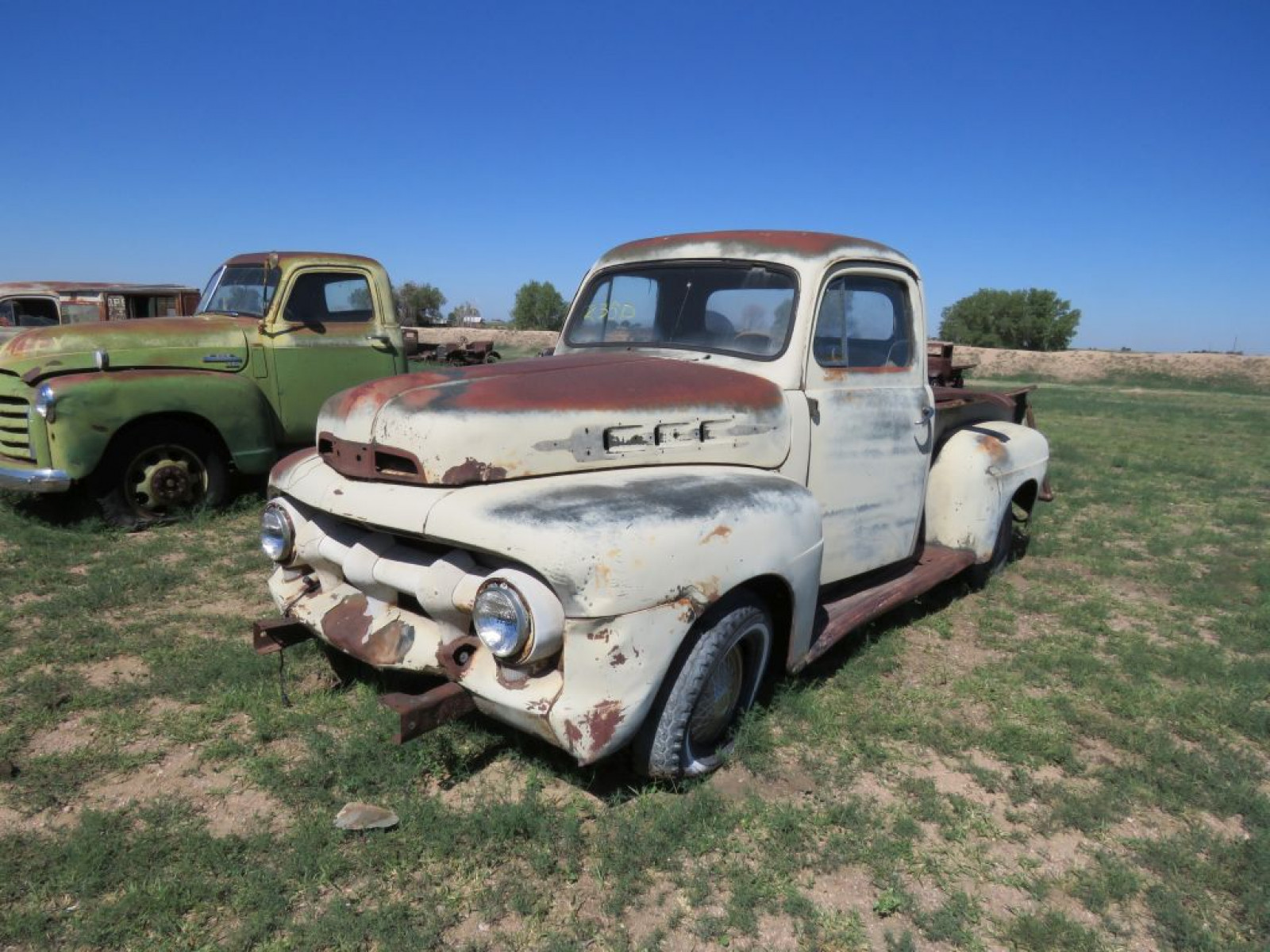1951 Ford 3/4 Pickup - Image 3