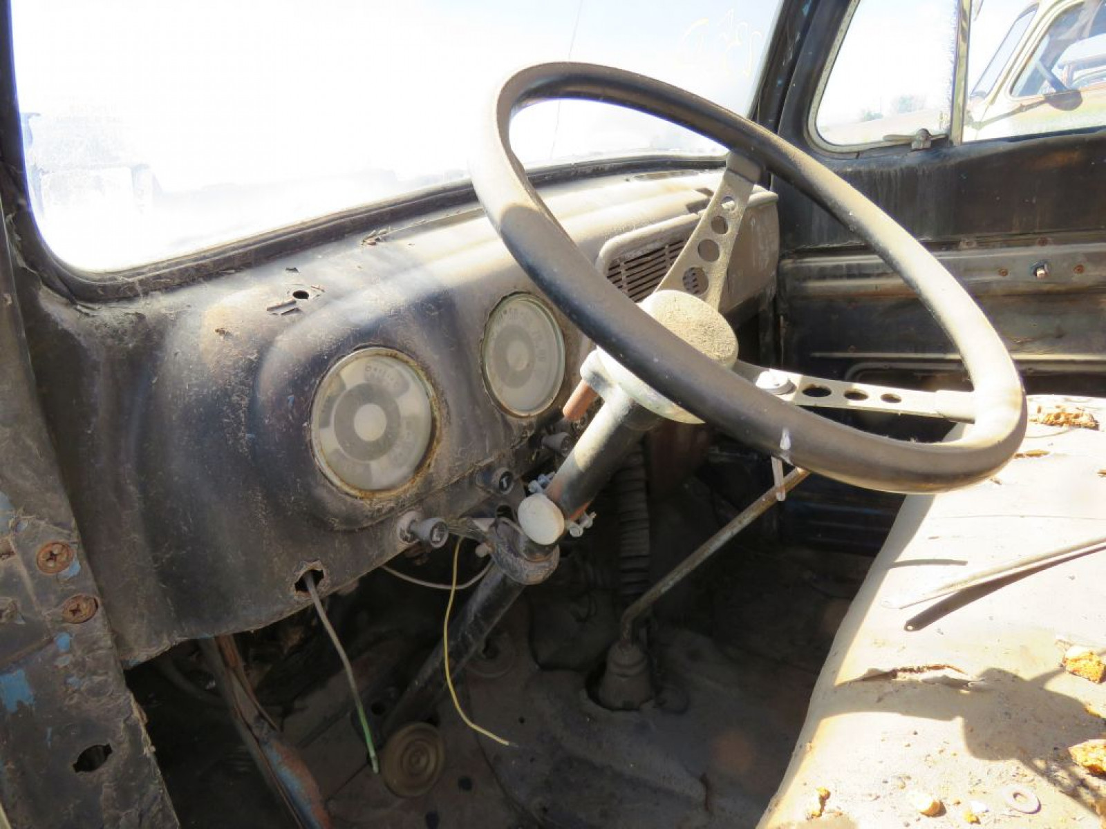 1951 Ford 3/4 Pickup - Image 9
