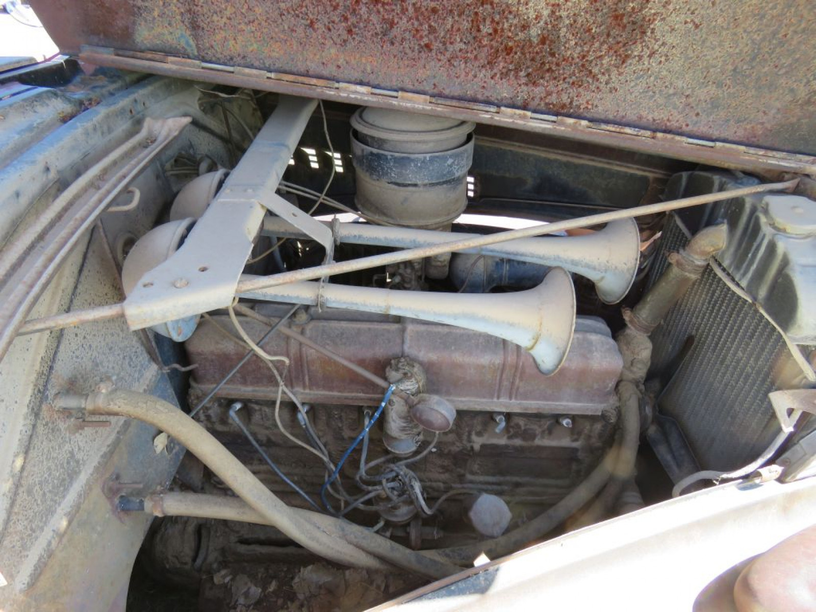 1939 Chevrolet Master Deluxe Sedan - Image 7