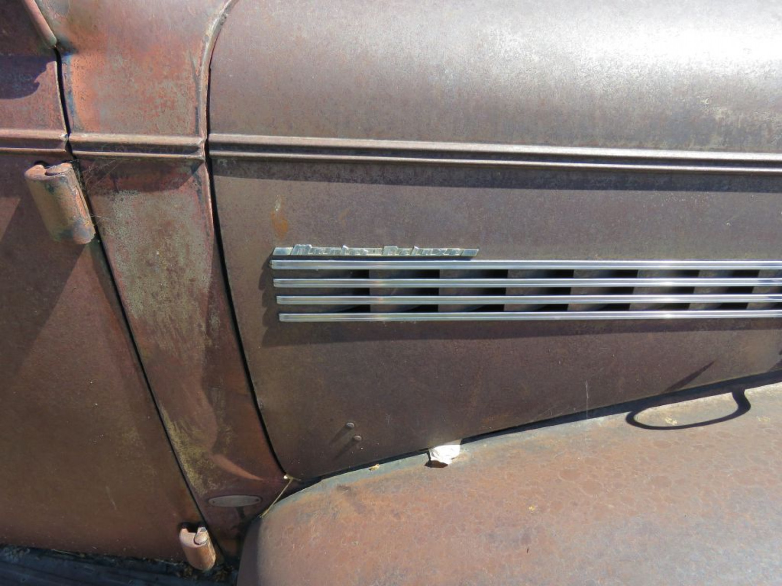 1939 Chevrolet Master Deluxe Sedan - Image 9