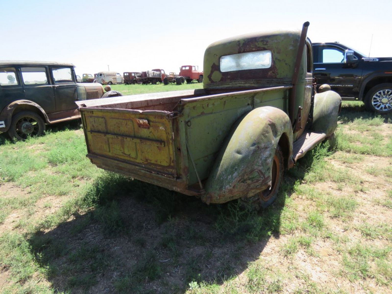 1939 Ford Pickup - Image 4