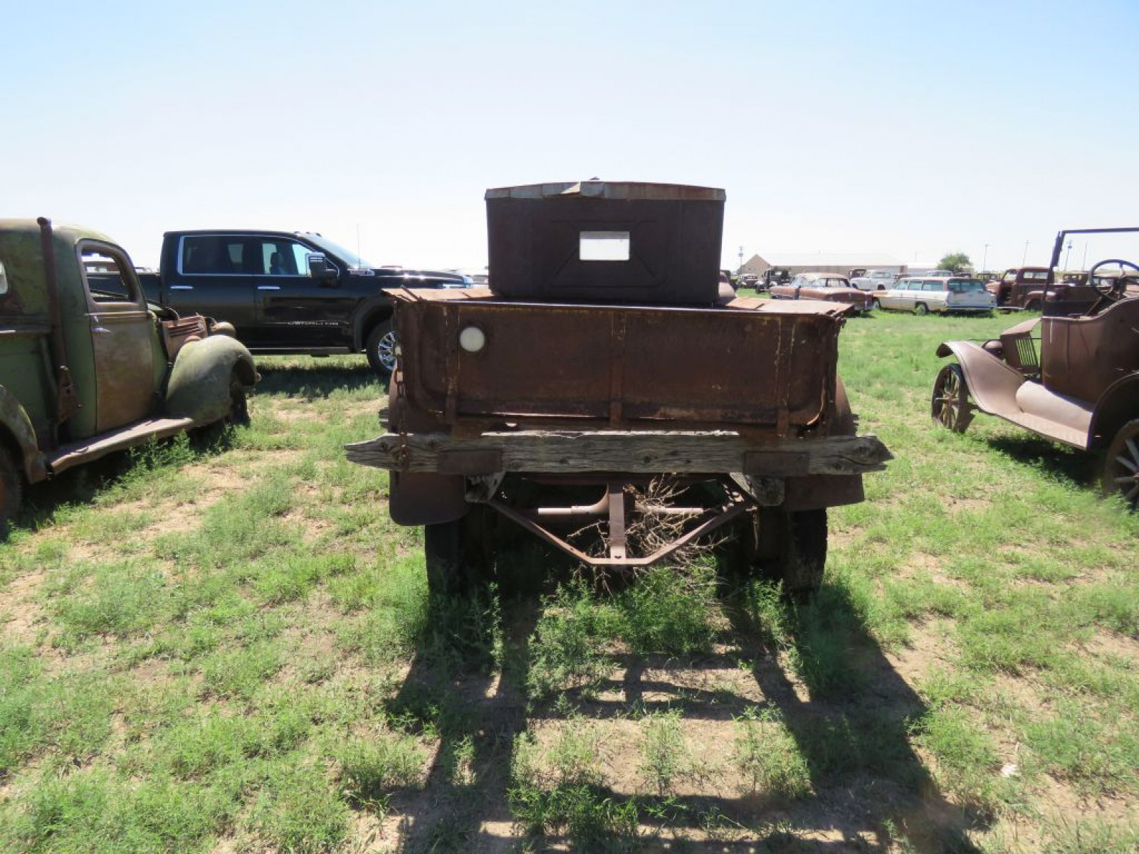 1928 Ford Truck - Image 6