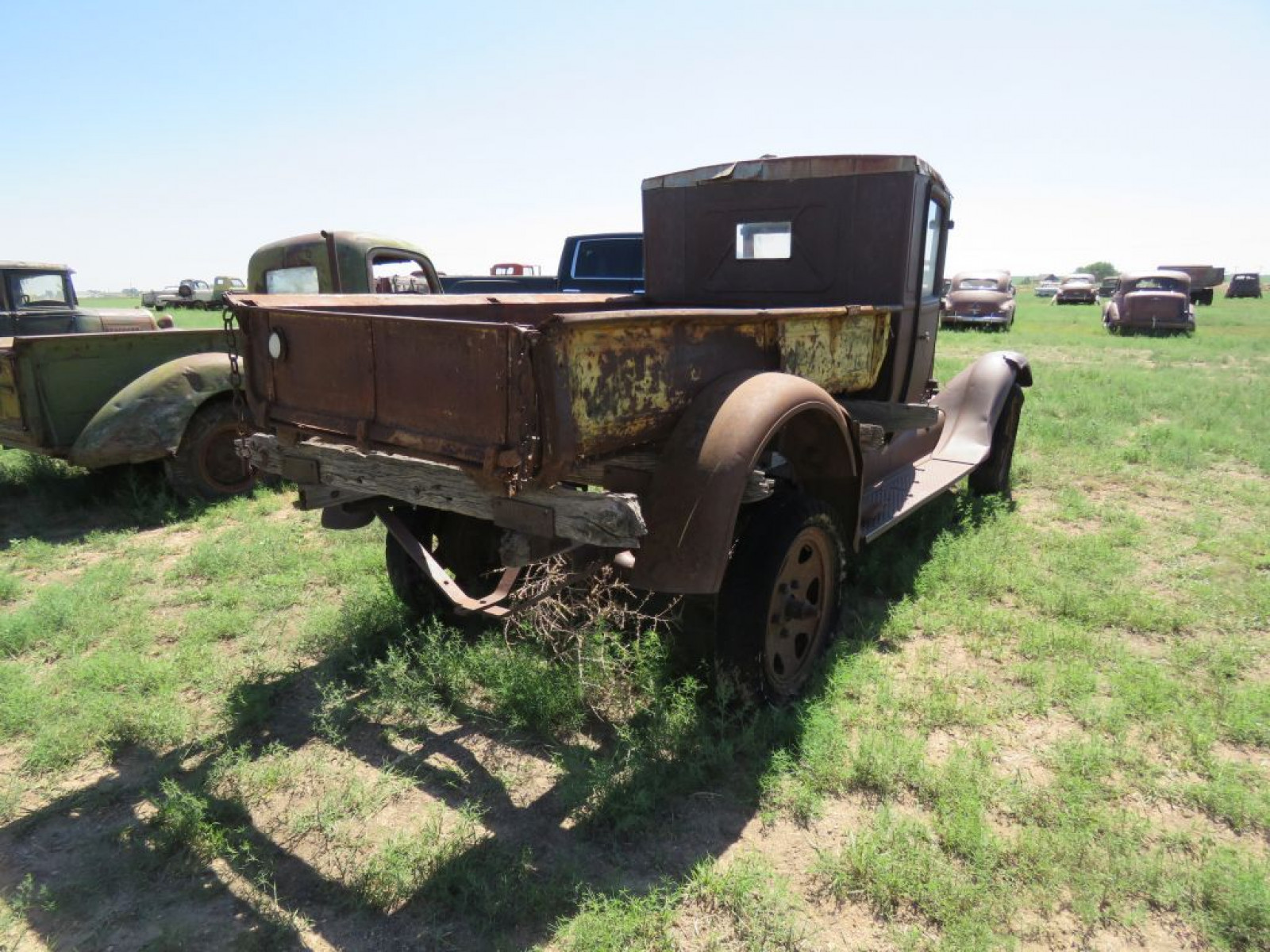 1928 Ford Truck - Image 7