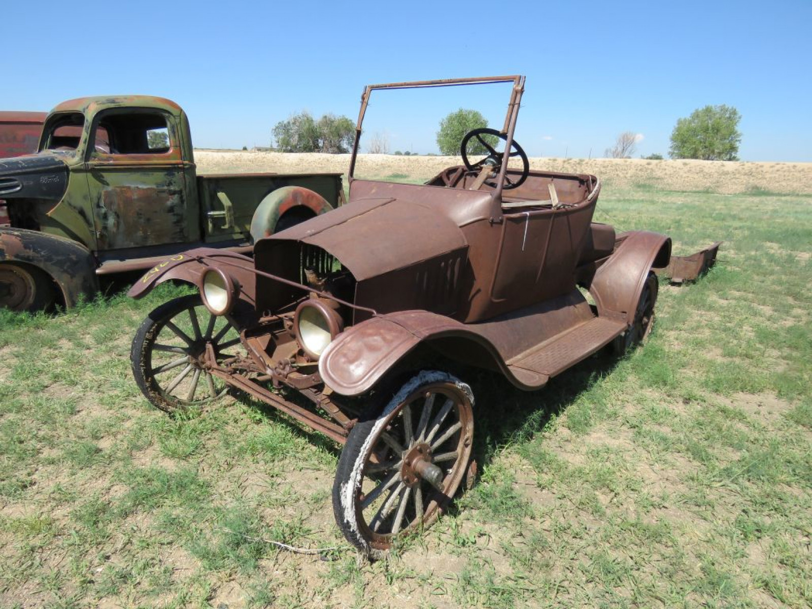 1923 Ford Model T Touring - Image 1