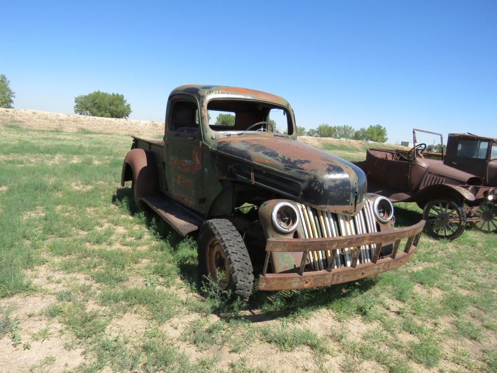 1946 Ford Pickup - Image 1