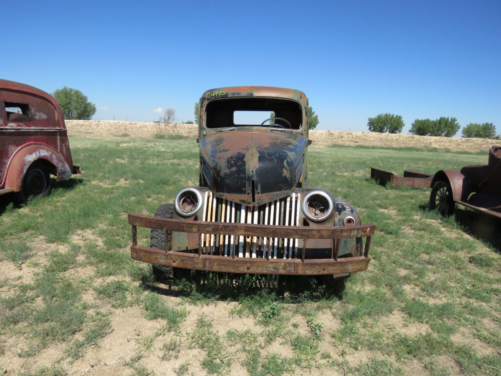 1946 Ford Pickup - Image 2