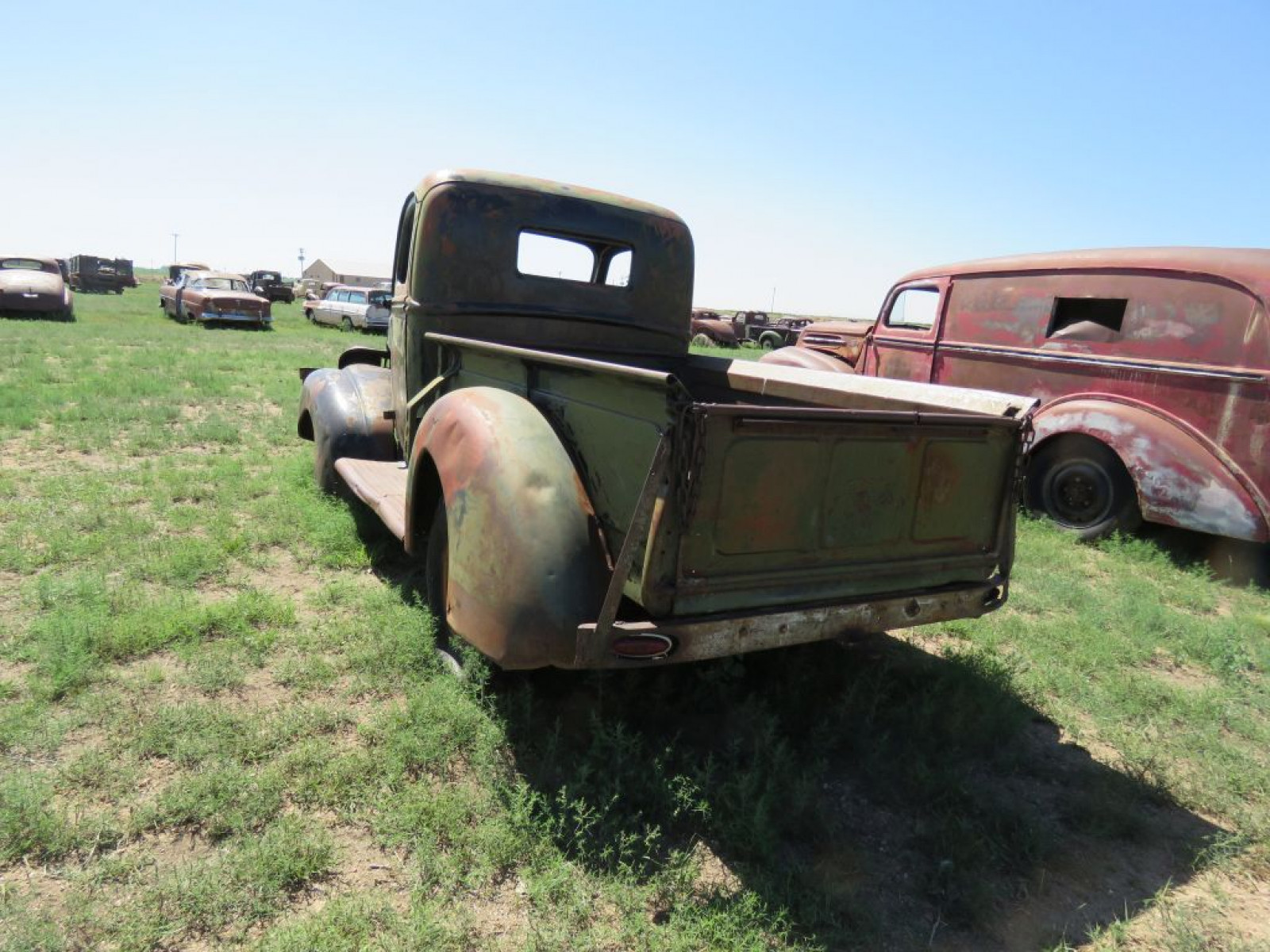 1946 Ford Pickup - Image 6