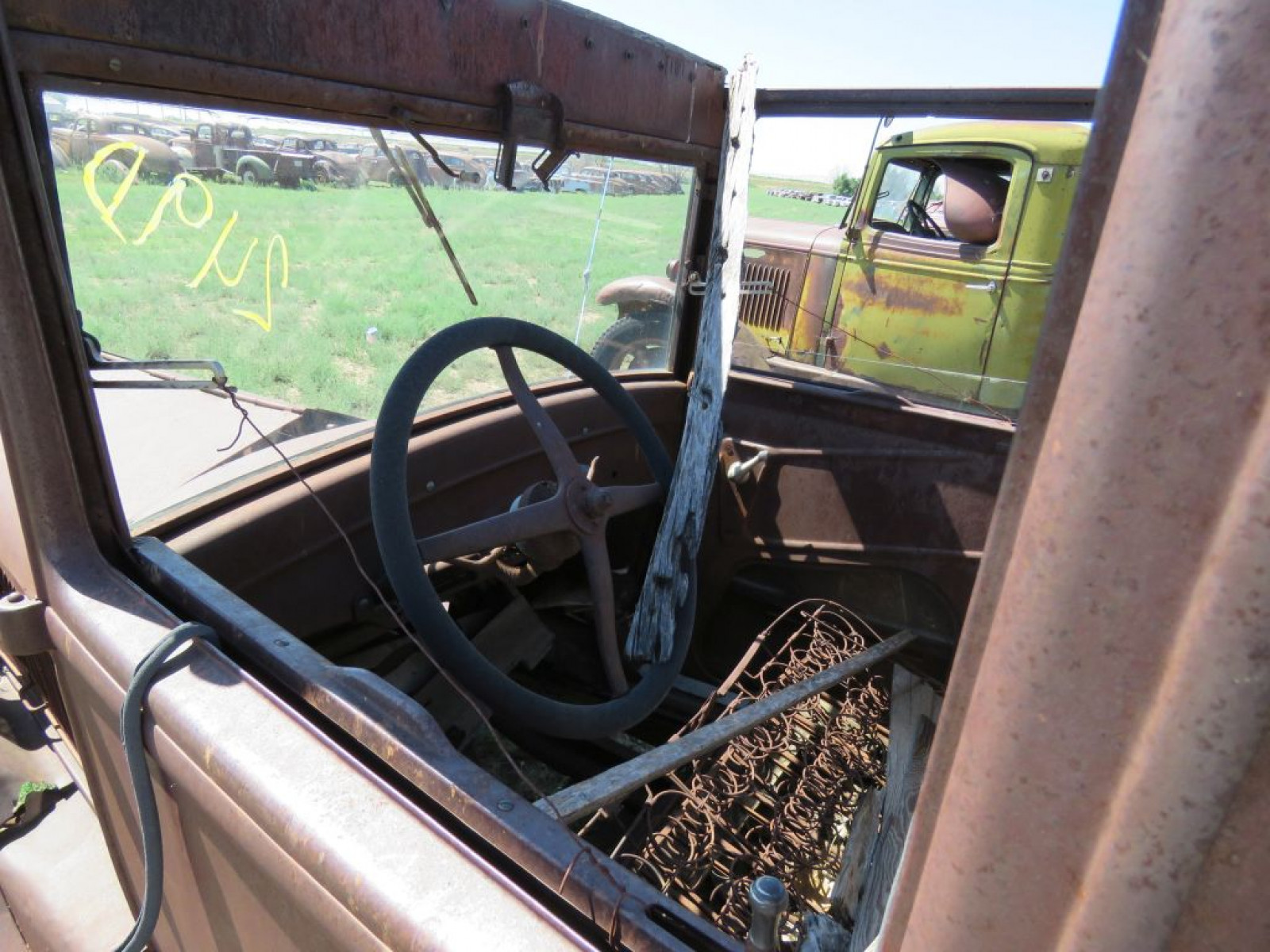 1926 Ford Model T Coupe - Image 8