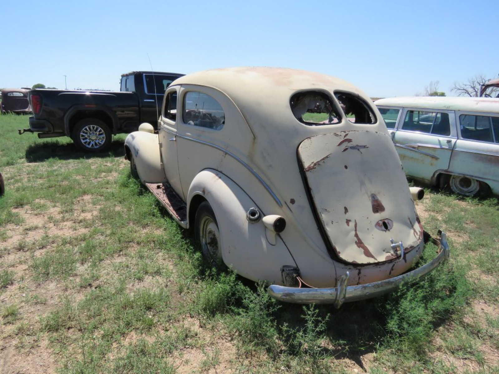 1938 Dodge 2dr Sedan - Image 8