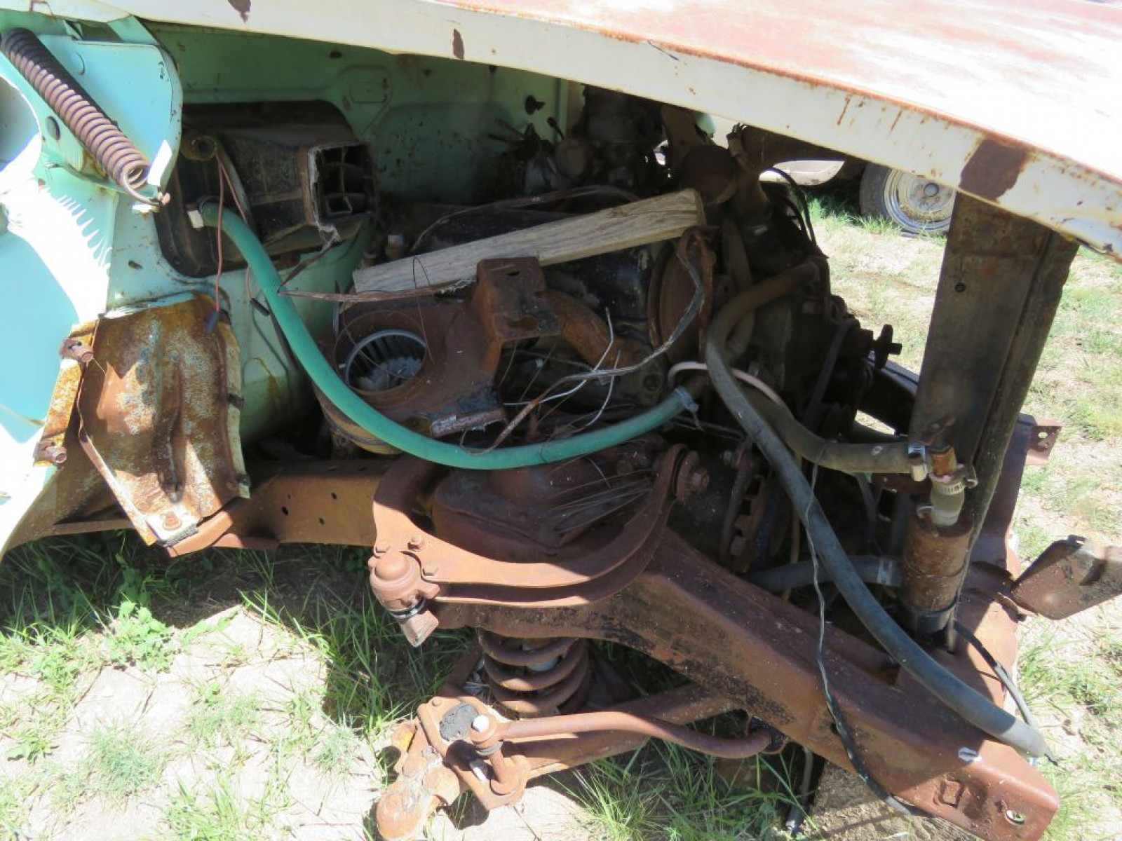 1956 Ford Fairlane 4dr Wagon - Image 4