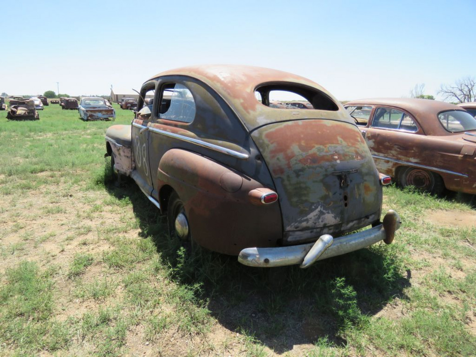 1946 Ford Super Deluxe 2dr Sedan - Image 7