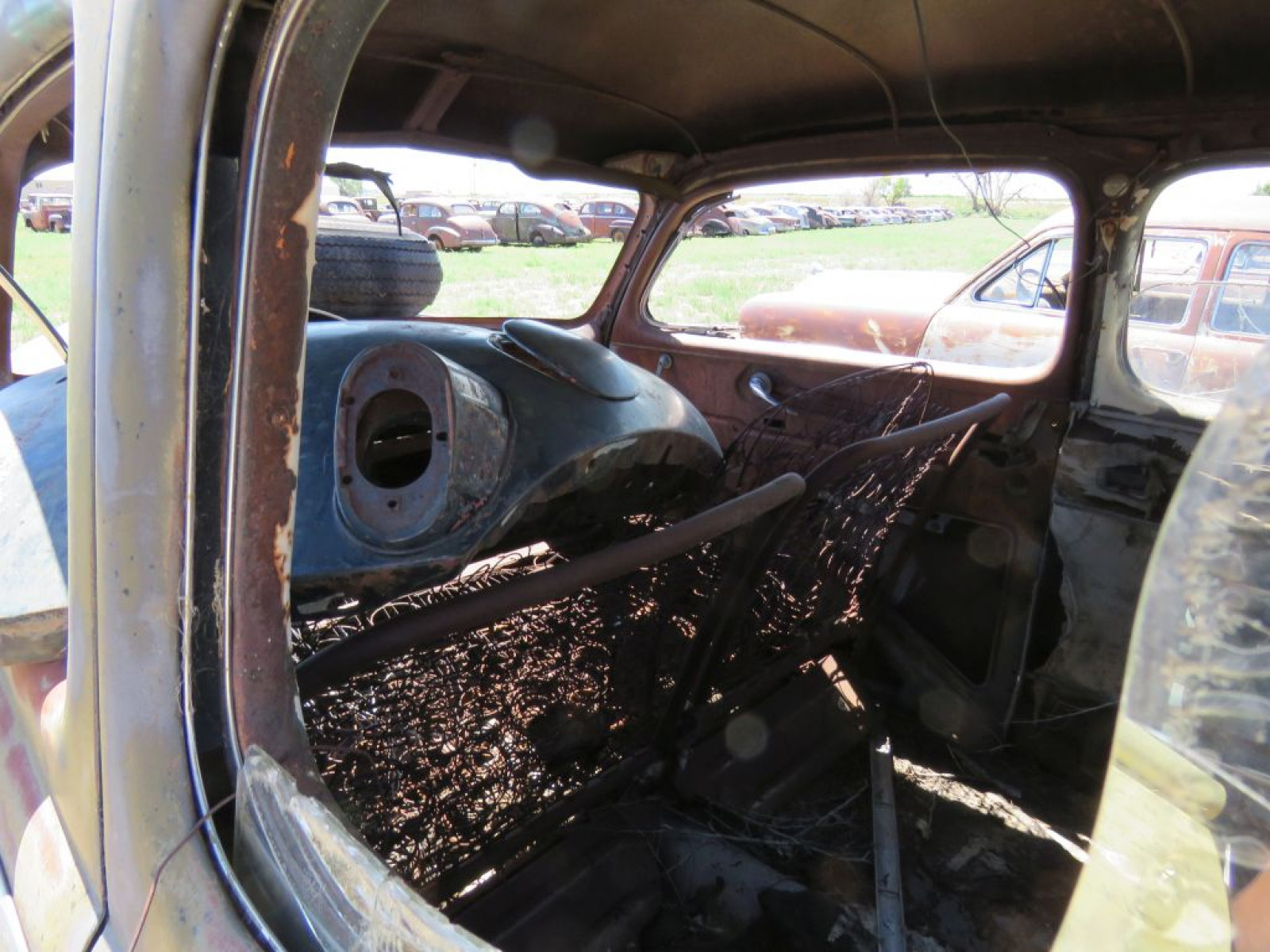 1946 Ford Super Deluxe 2dr Sedan - Image 8