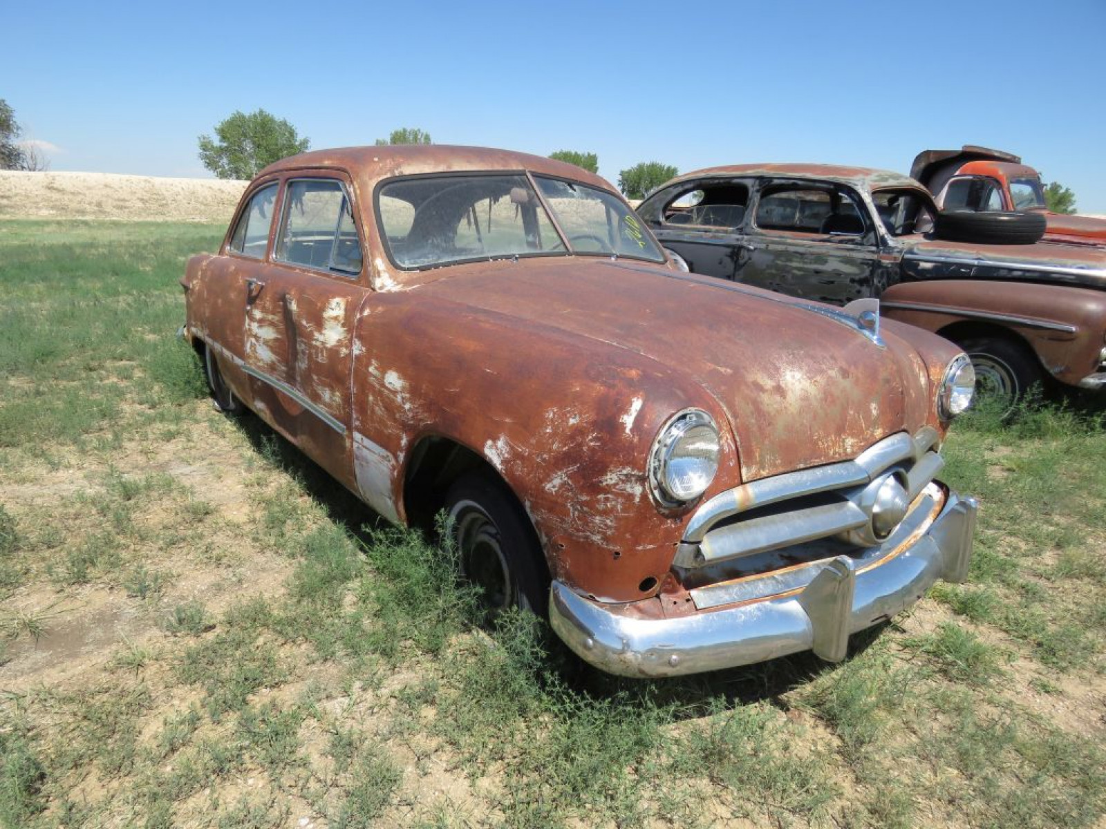 1951 Ford Showbox Tudor Sedan - Image 3