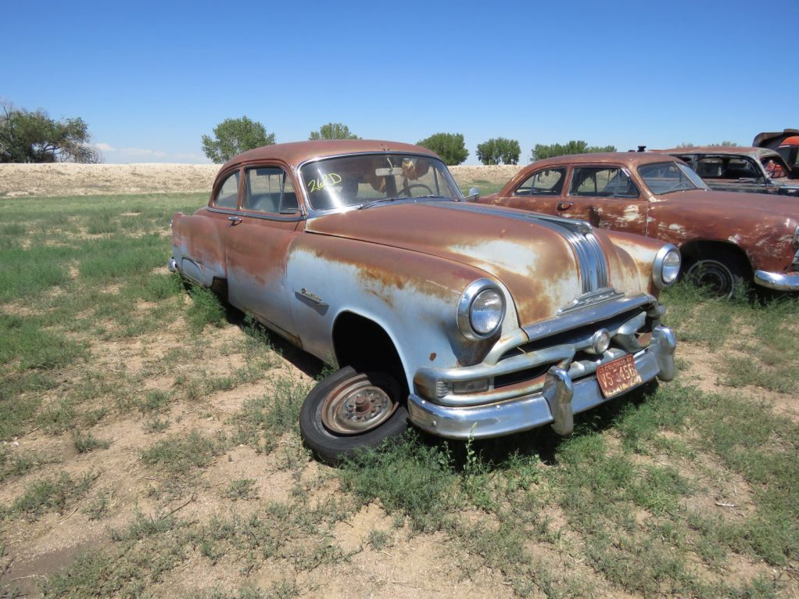 1953 Pontiac Chieftain Deluxe 2dr Sedan - Image 1