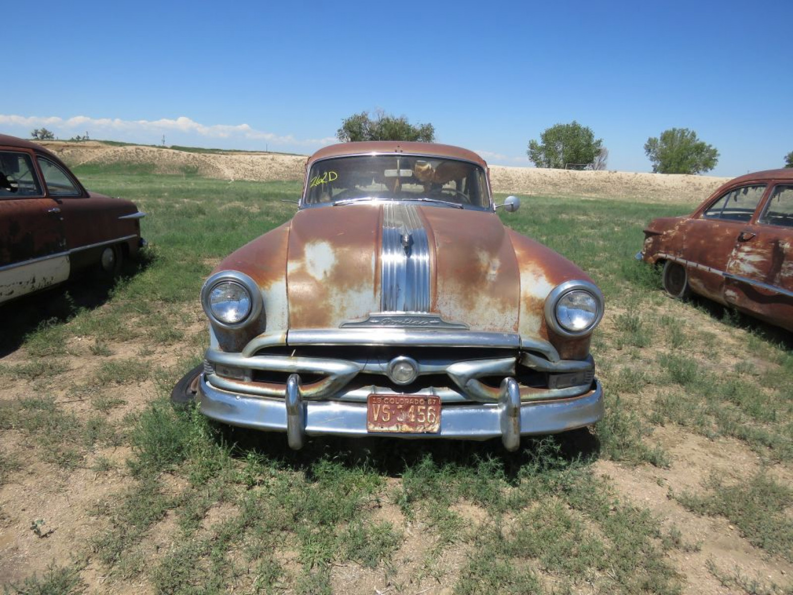 1953 Pontiac Chieftain Deluxe 2dr Sedan - Image 2