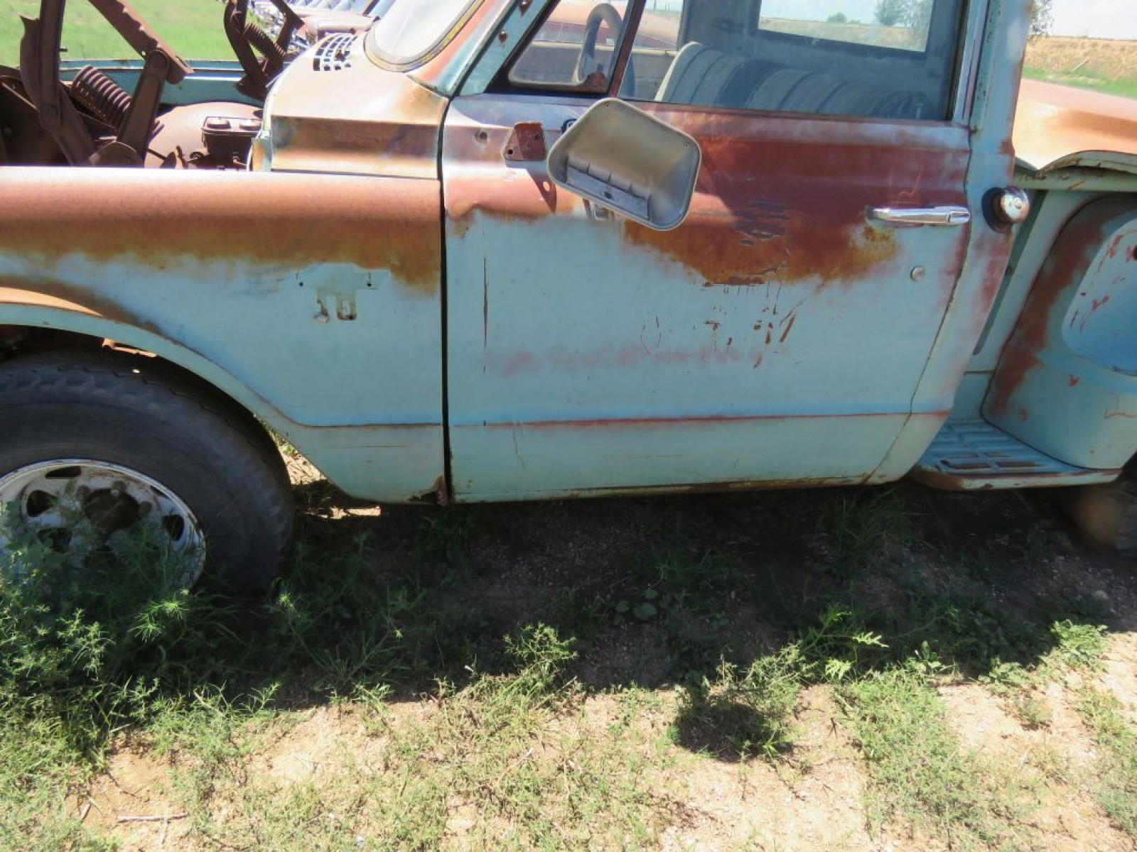 1967 Chevrolet 1/2 ton Stepside Short box Pickup - Image 4