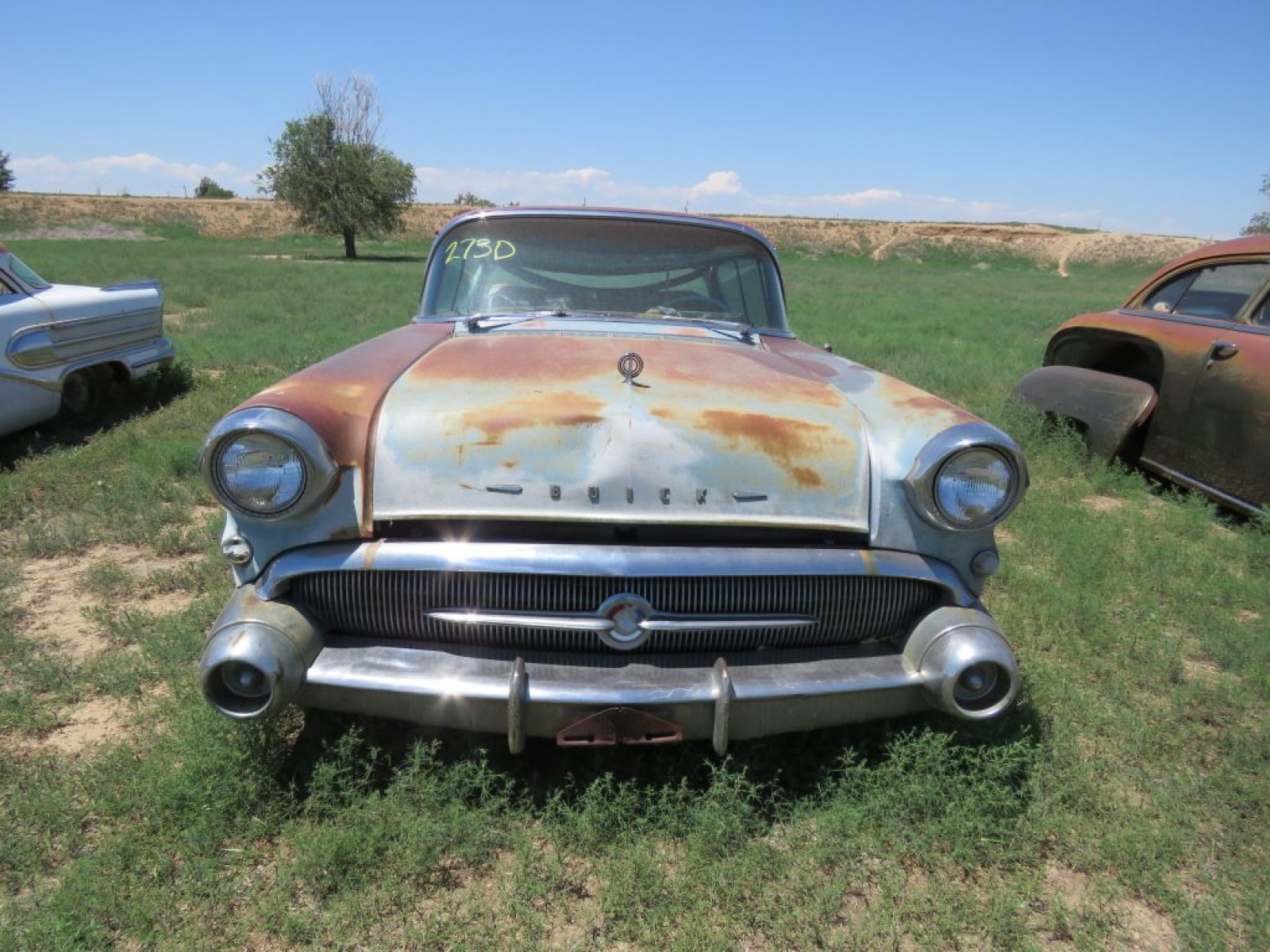 1954 Buick Super 4dr HT - Image 2