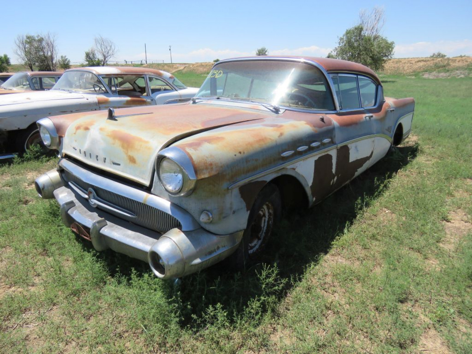 1954 Buick Super 4dr HT - Image 3