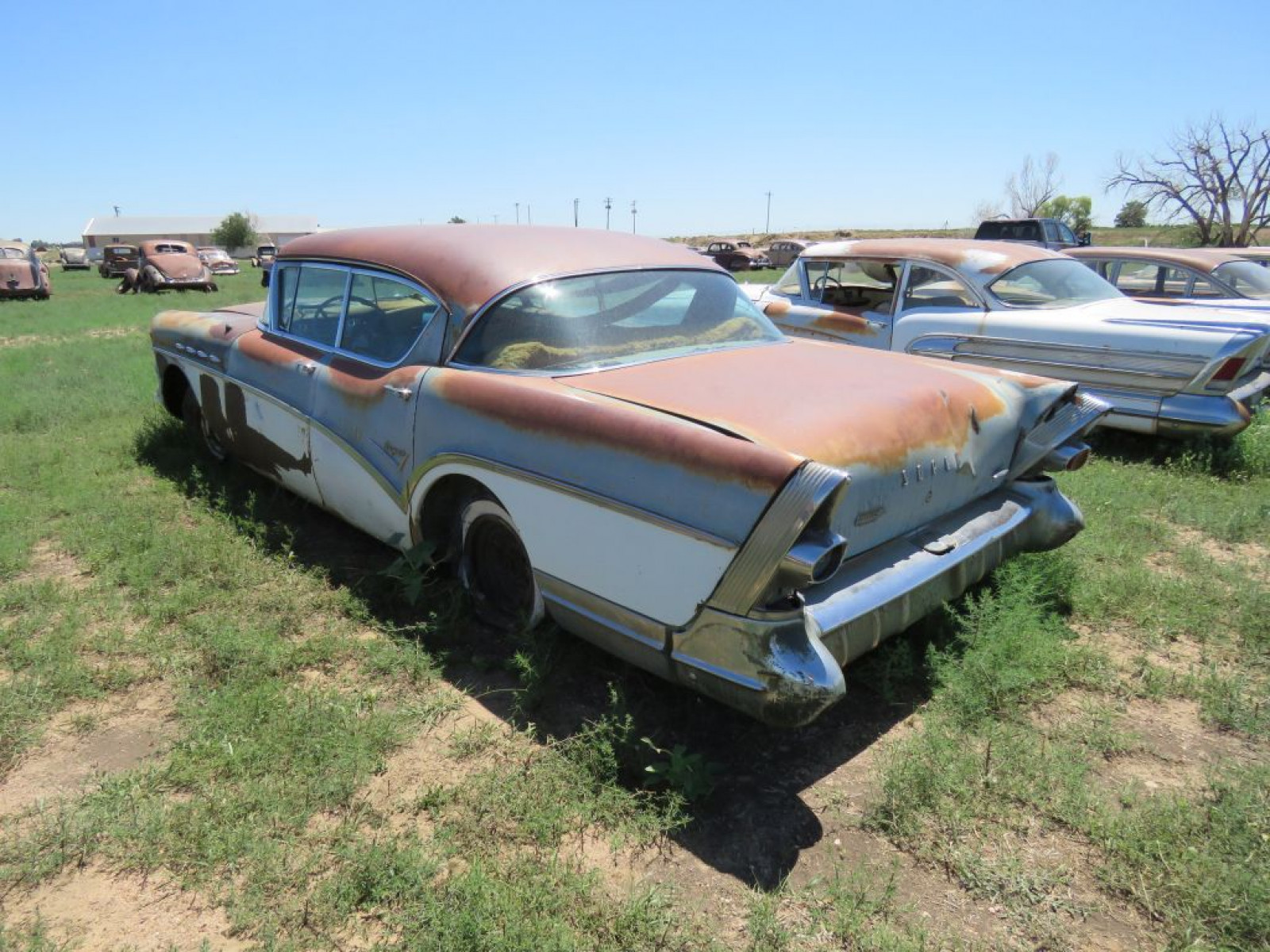 1954 Buick Super 4dr HT - Image 5