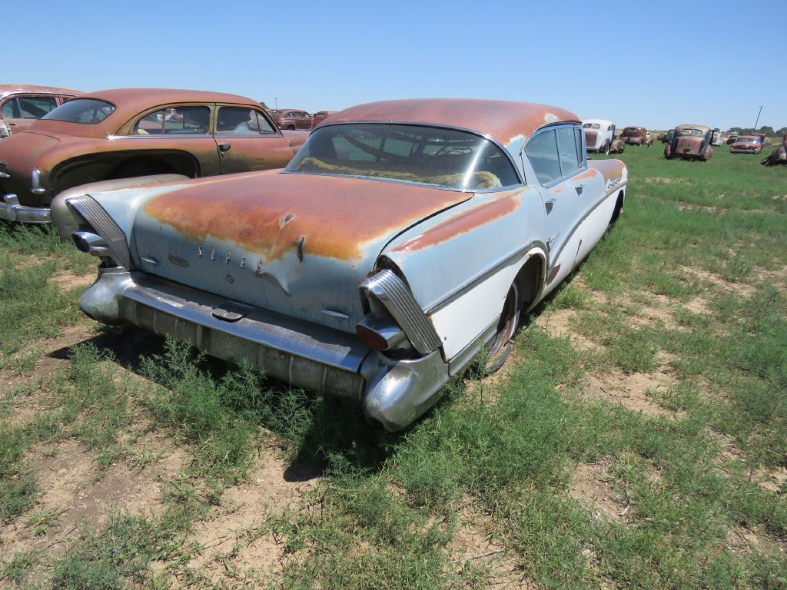 1954 Buick Super 4dr HT - Image 6