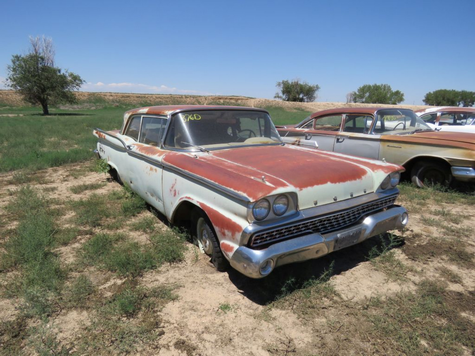 1959 Ford Galaxie Town Sedan 2dr Post - Image 1