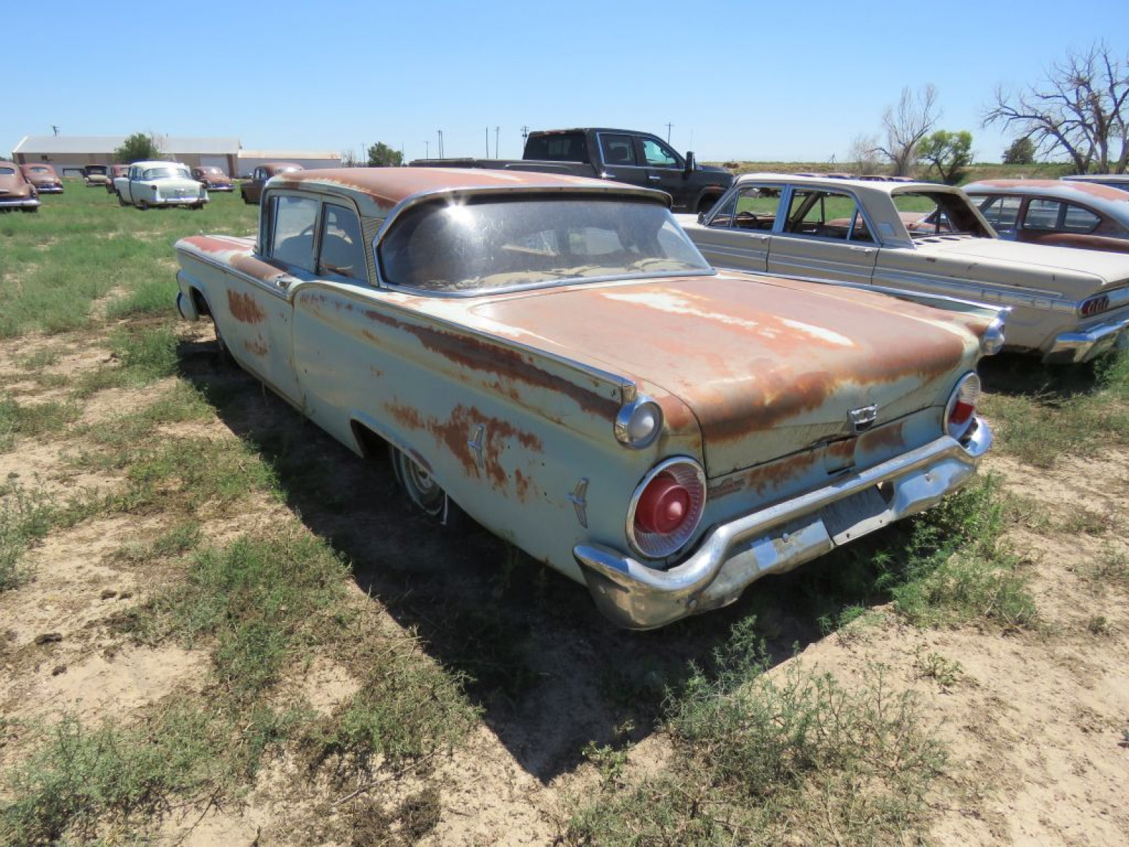 1959 Ford Galaxie Town Sedan 2dr Post - Image 4
