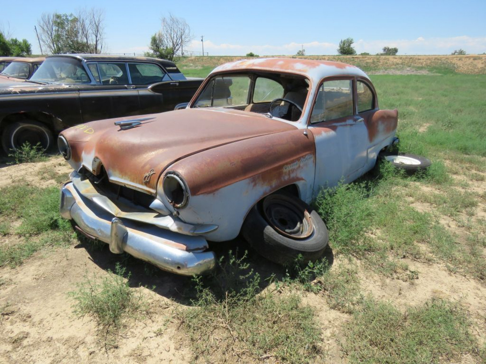 1952 Kaiser-Frazer Henry J Corsa Deluxe Sedan - Image 3