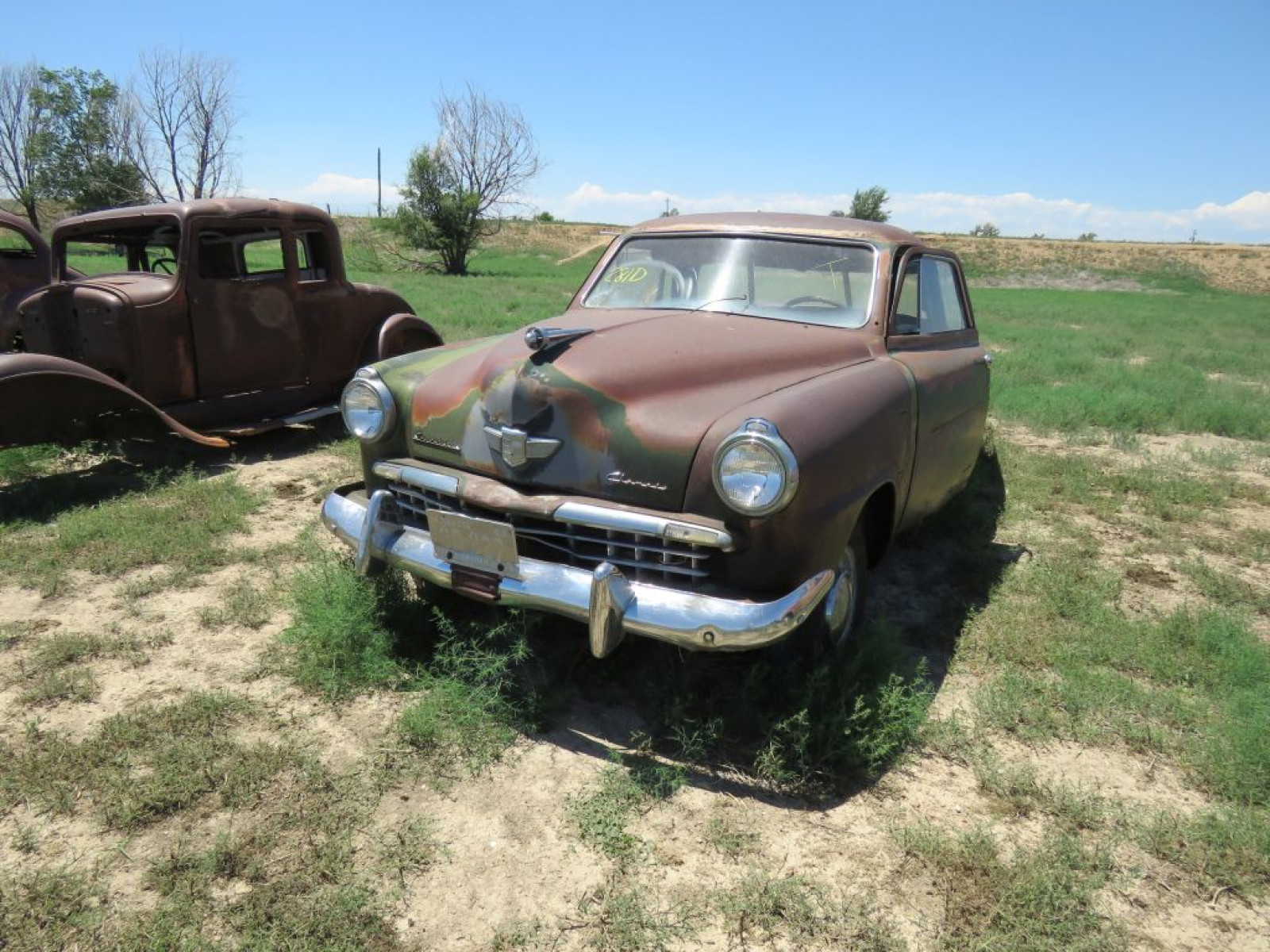 1947 Studebaker Starlight Coupe - Image 2