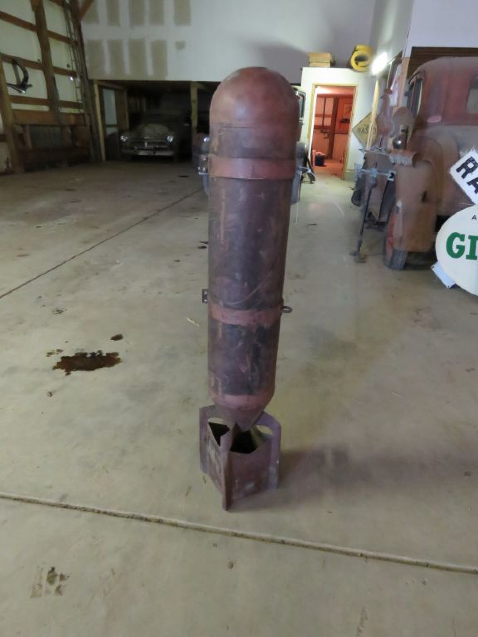 Bomb - Image 1