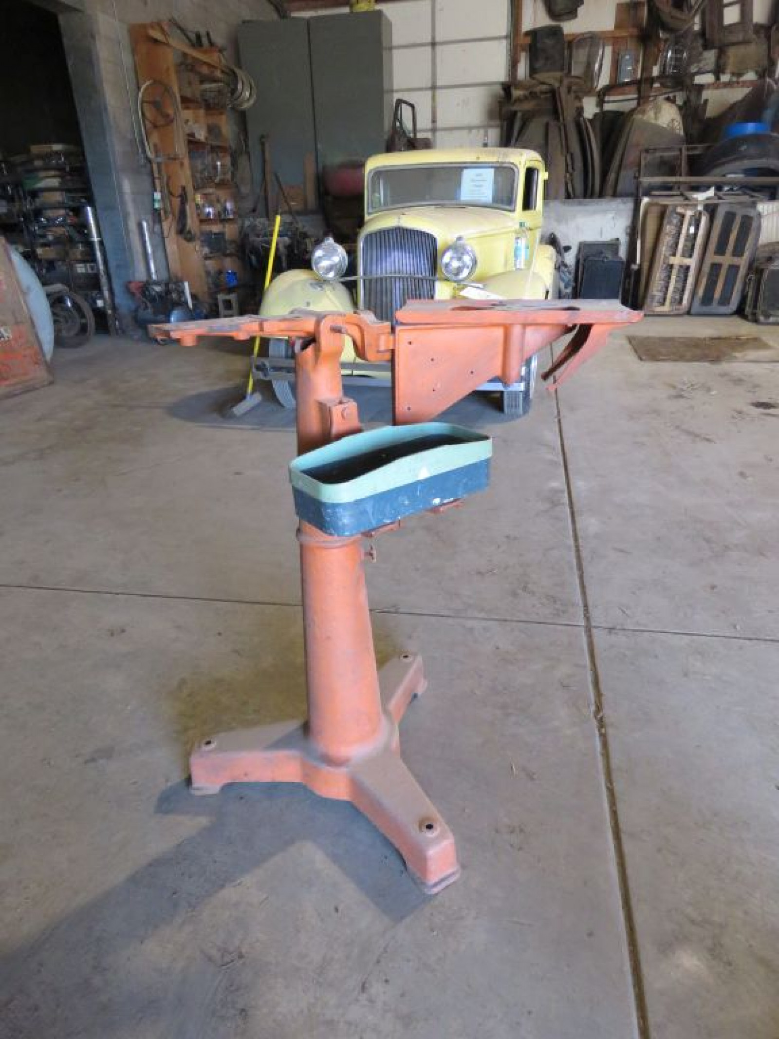 Model A and T Service Stand - Image 1