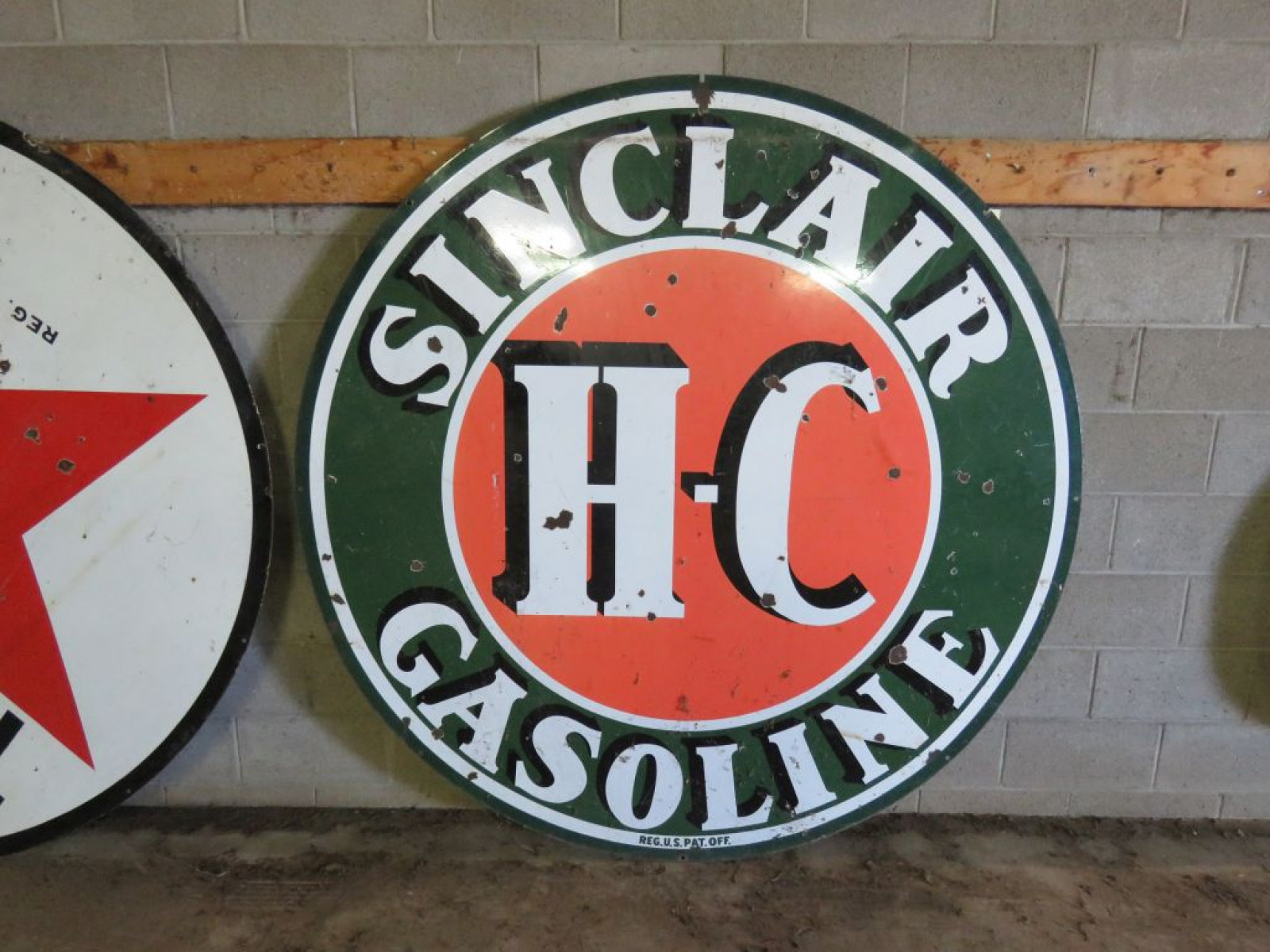 Sinclair Double Sided Porcelain Sign - Image 4
