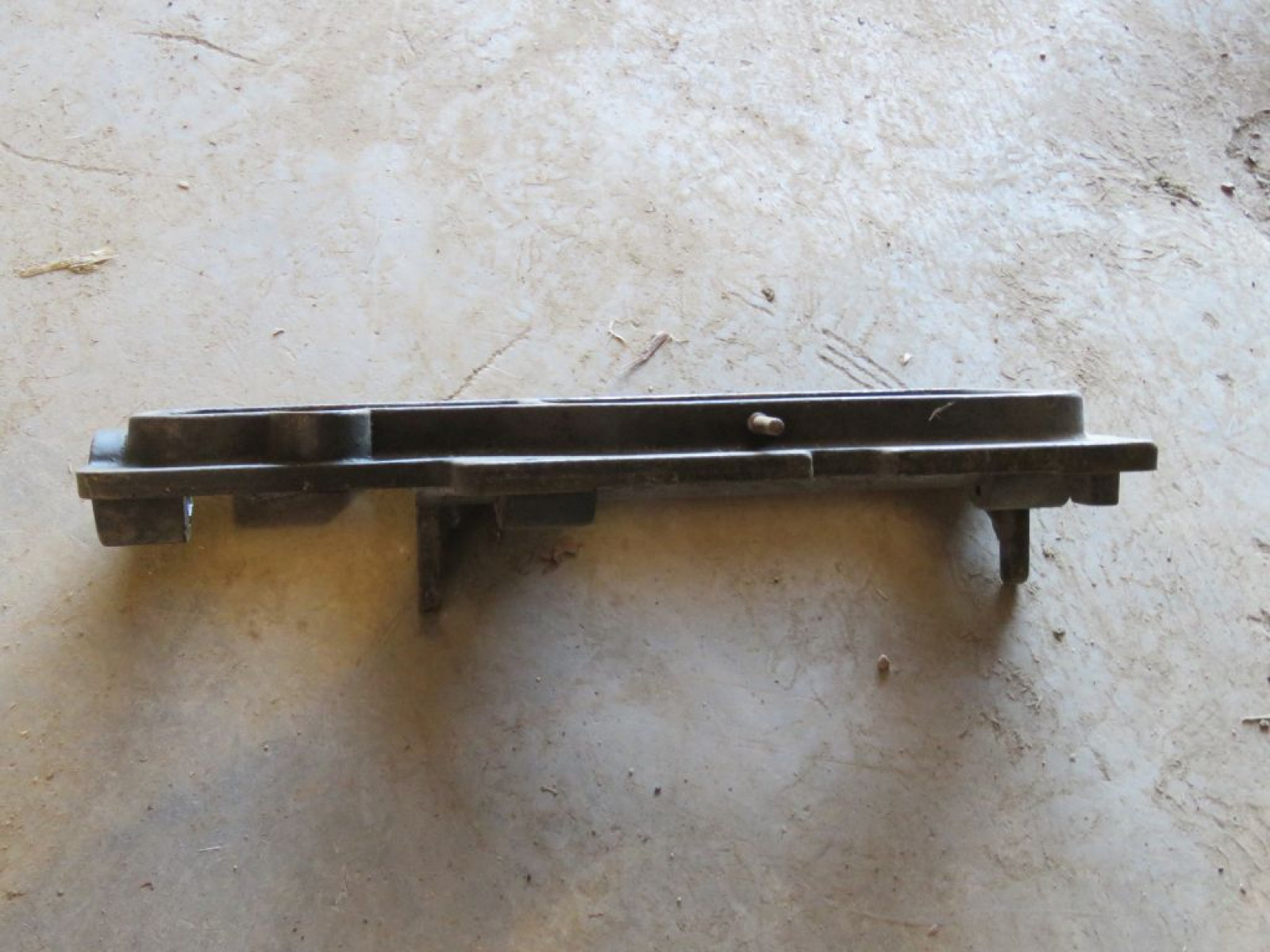 K.R. Wilson Service Stand - Image 6