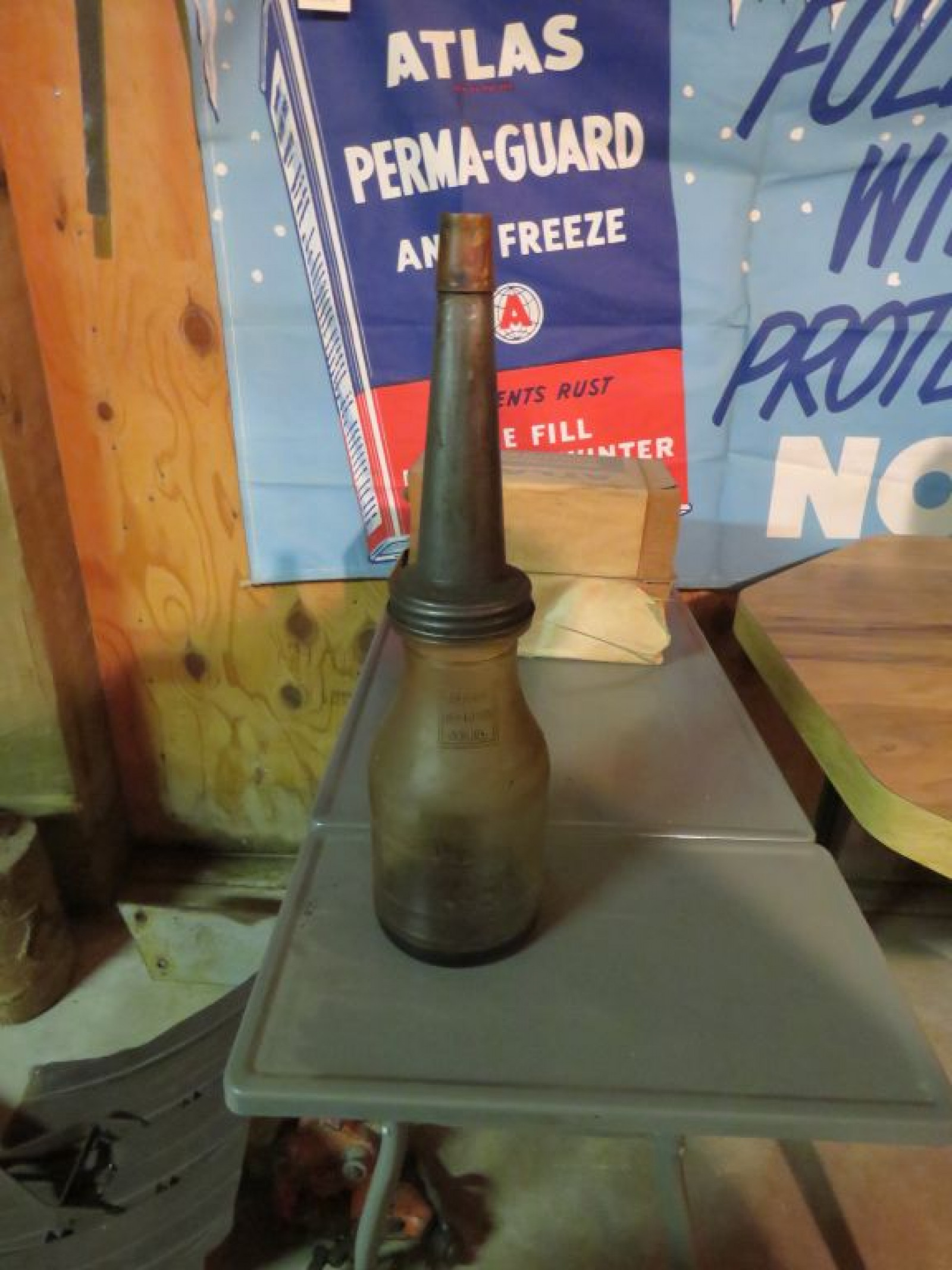 Gas Station Island Porcelain Oil Service station with Large Glass Oil Bottles - Image 2